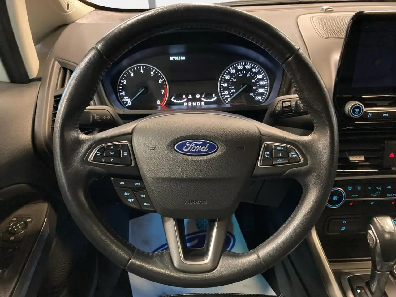 Ford EcoSport снимка Ford EcoSport