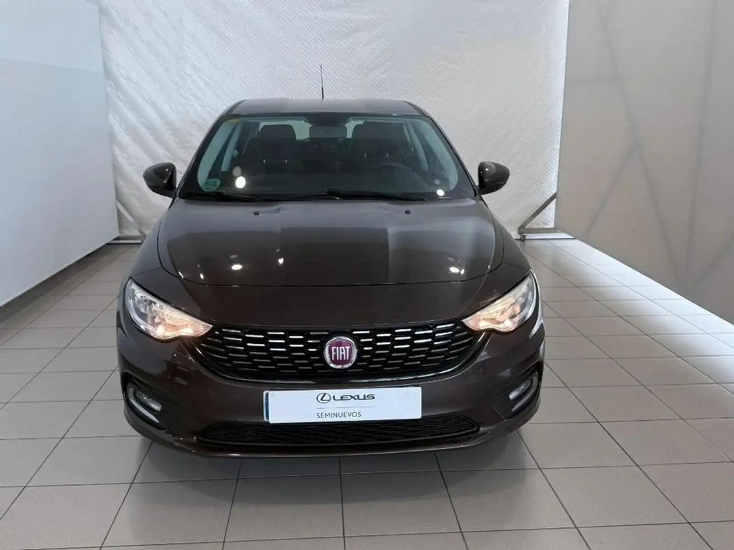 Fiat Tipo Sedán 1.3 Multijet II Easy Beige - 2