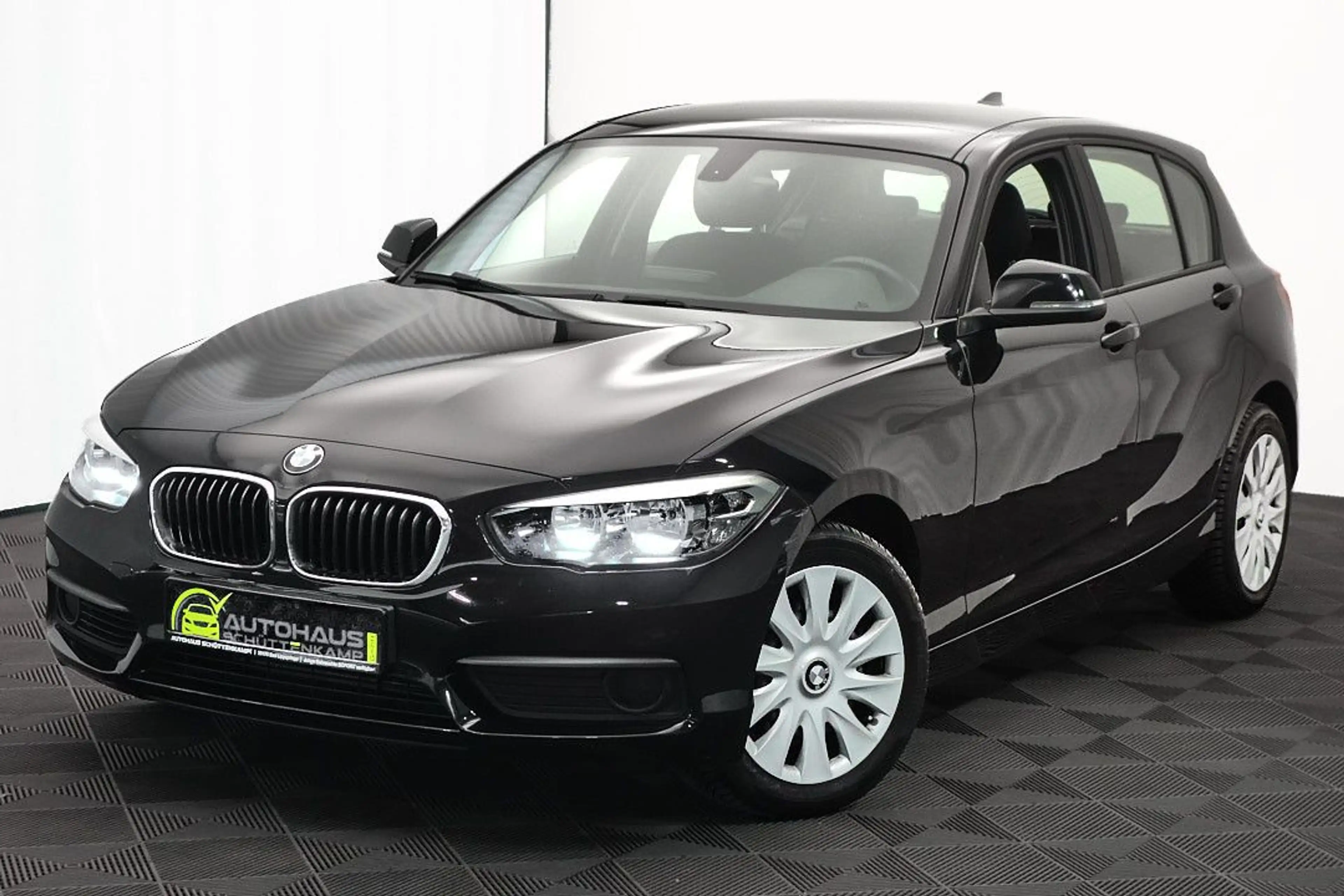 BMW 118 i Advantage PDC+HANKOOK+BLUETOOTH — photo 3
