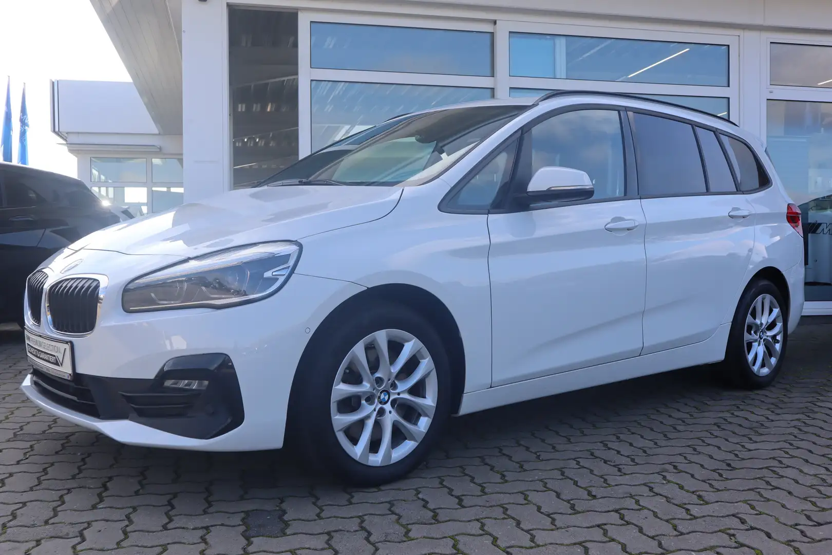 BMW 218 d Gran Tourer Advantage/7-Sitzer/Shz/RFK/Navi Weiß - 1