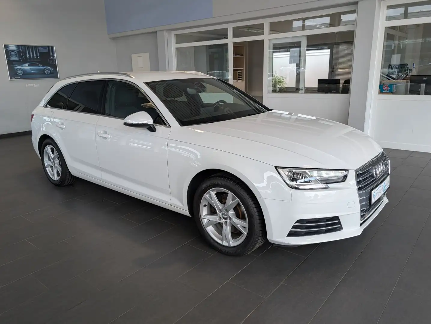 Audi A4 TFSi Avant Sport*Xenon*APS*Sitzh.*Navi*DSP Blanc - 1