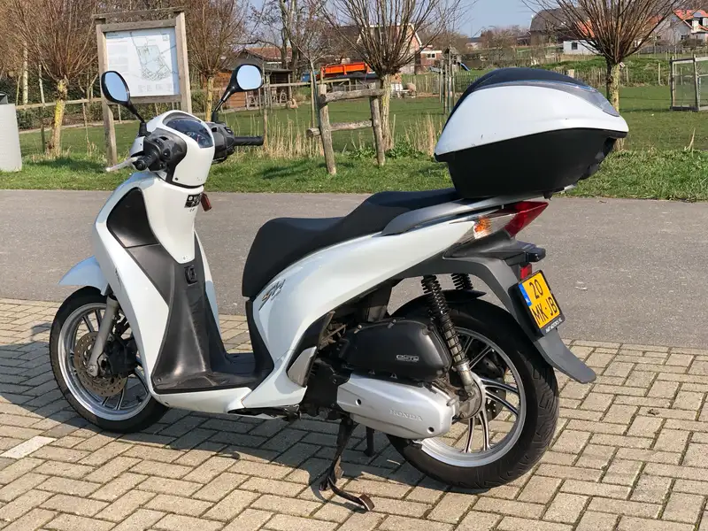 Honda SH 125i - foto 4