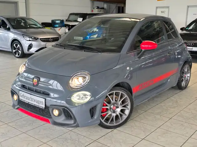 Abarth 595 Competizione Cabrio Auto Edition70 Saltbelt