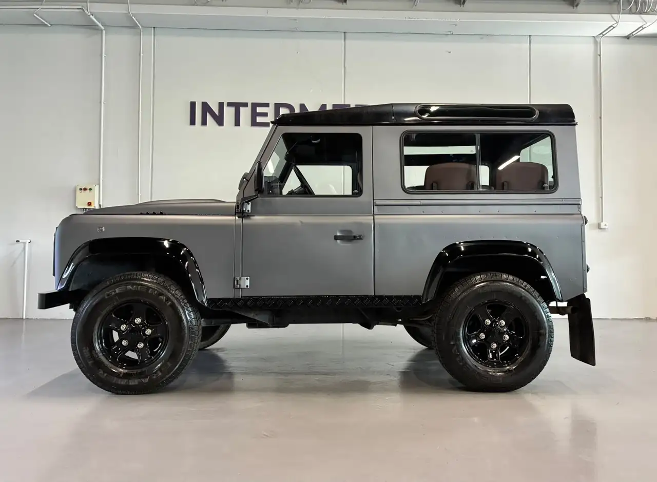 Land Rover Defender 90 Benzina/GPL - 6 posti - iscritta ASI, foto 4