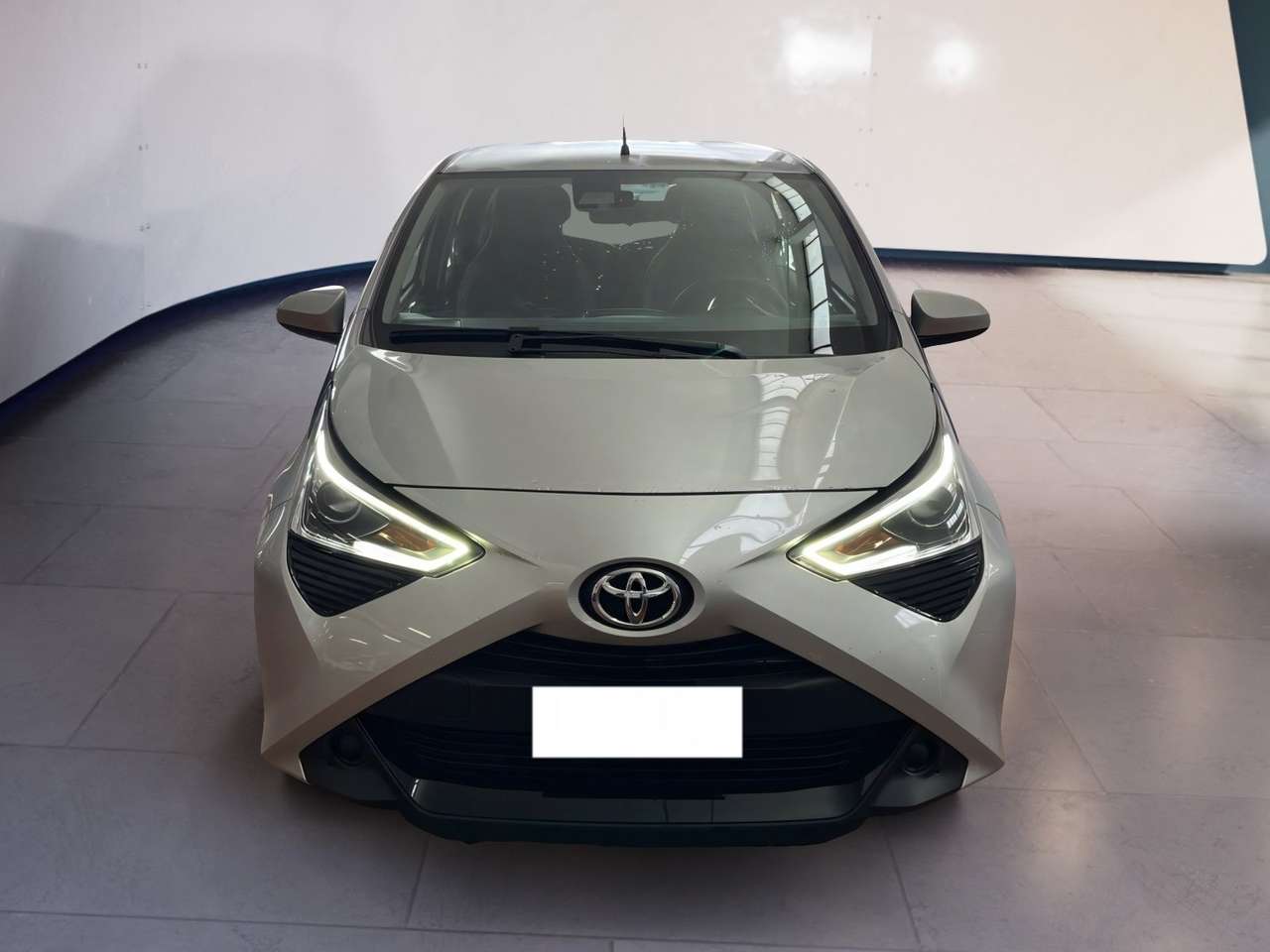 Toyota Aygo II 2018 5p 5p 1.0 x-fun 72cv