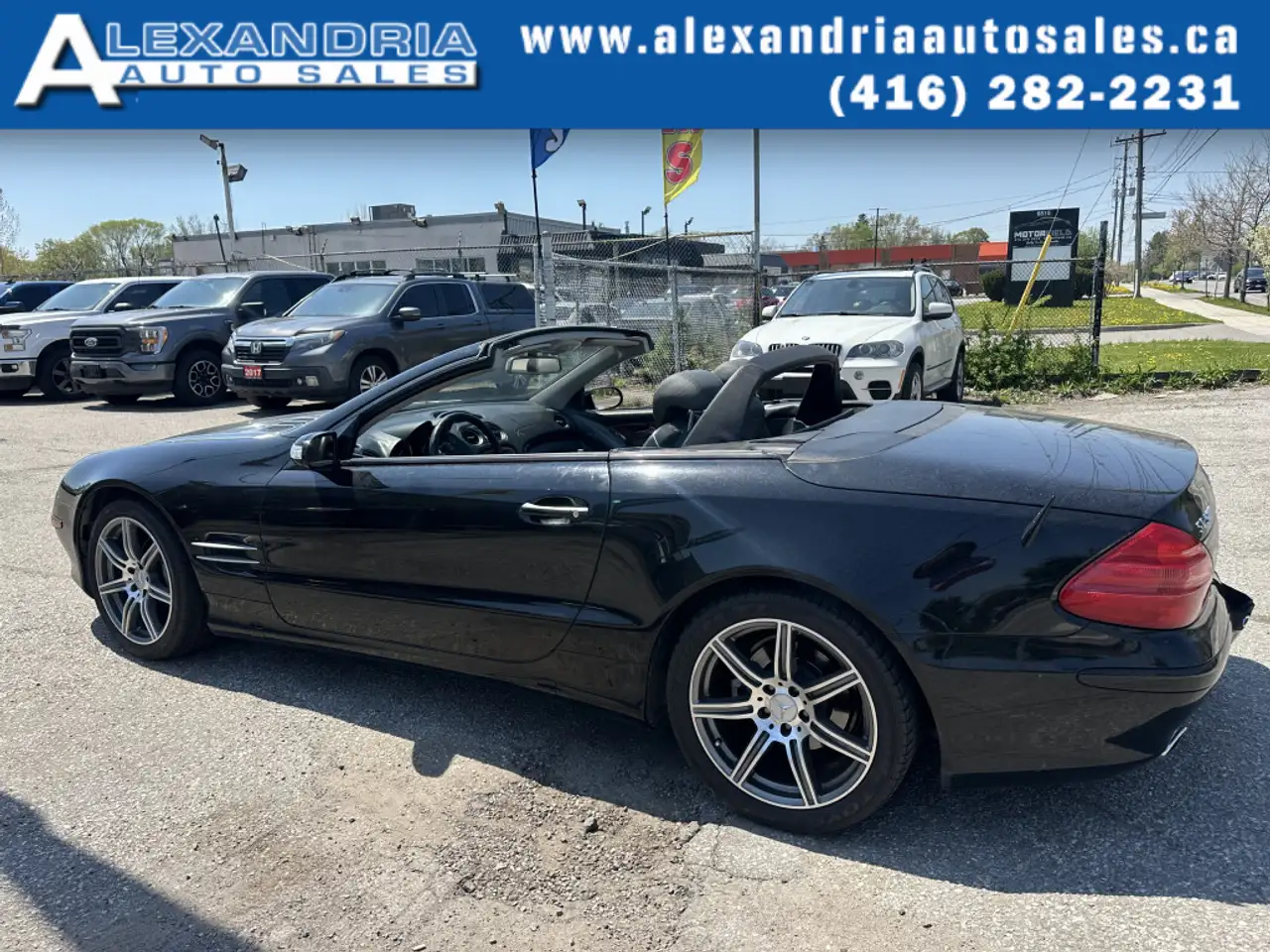 Mercedes-Benz SL снимка Mercedes-Benz SL
