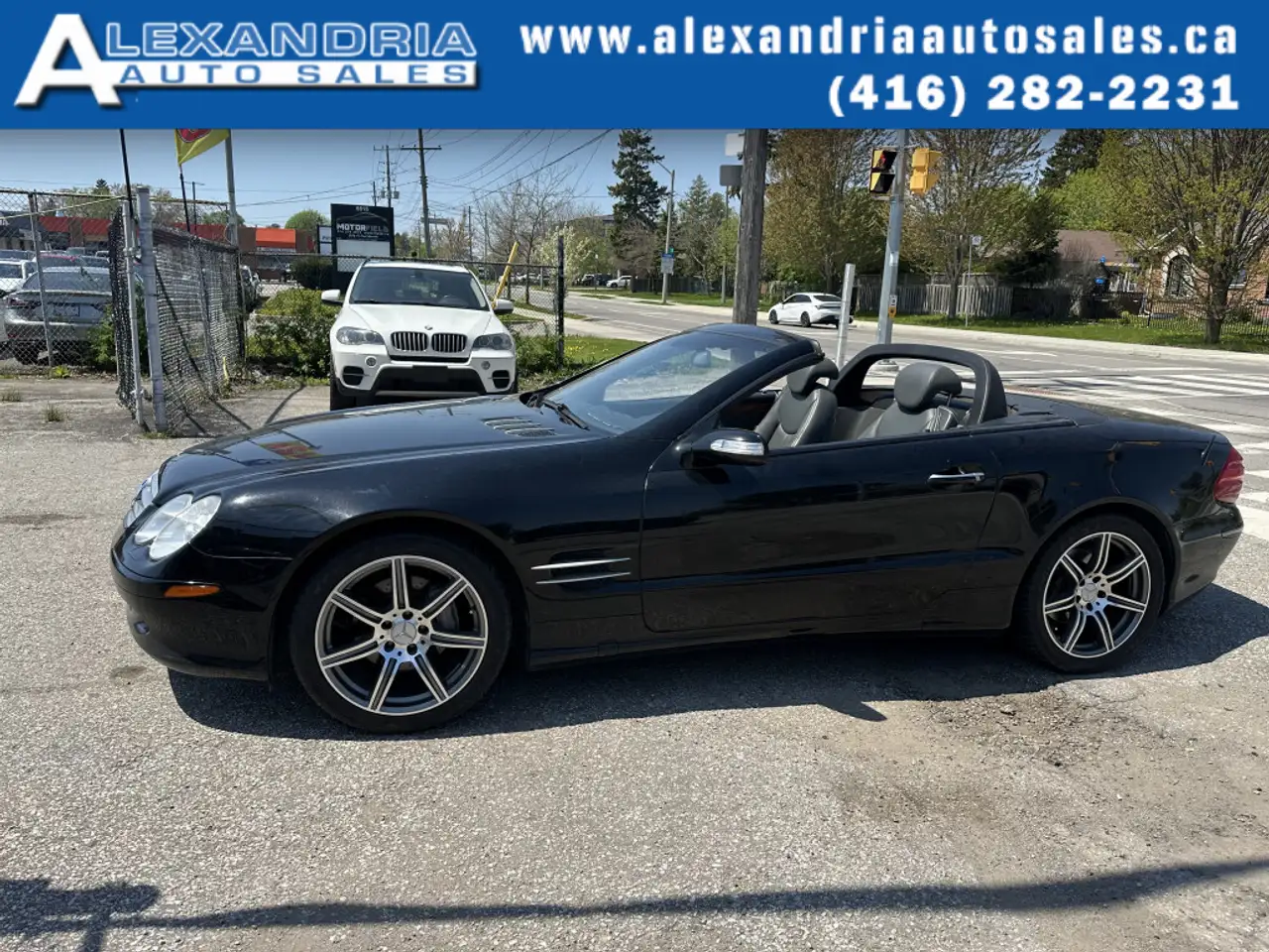 Mercedes-Benz SL снимка Mercedes-Benz SL