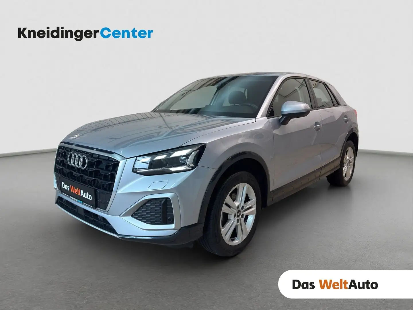 Audi Q2 35 TFSI intense Silber - 1