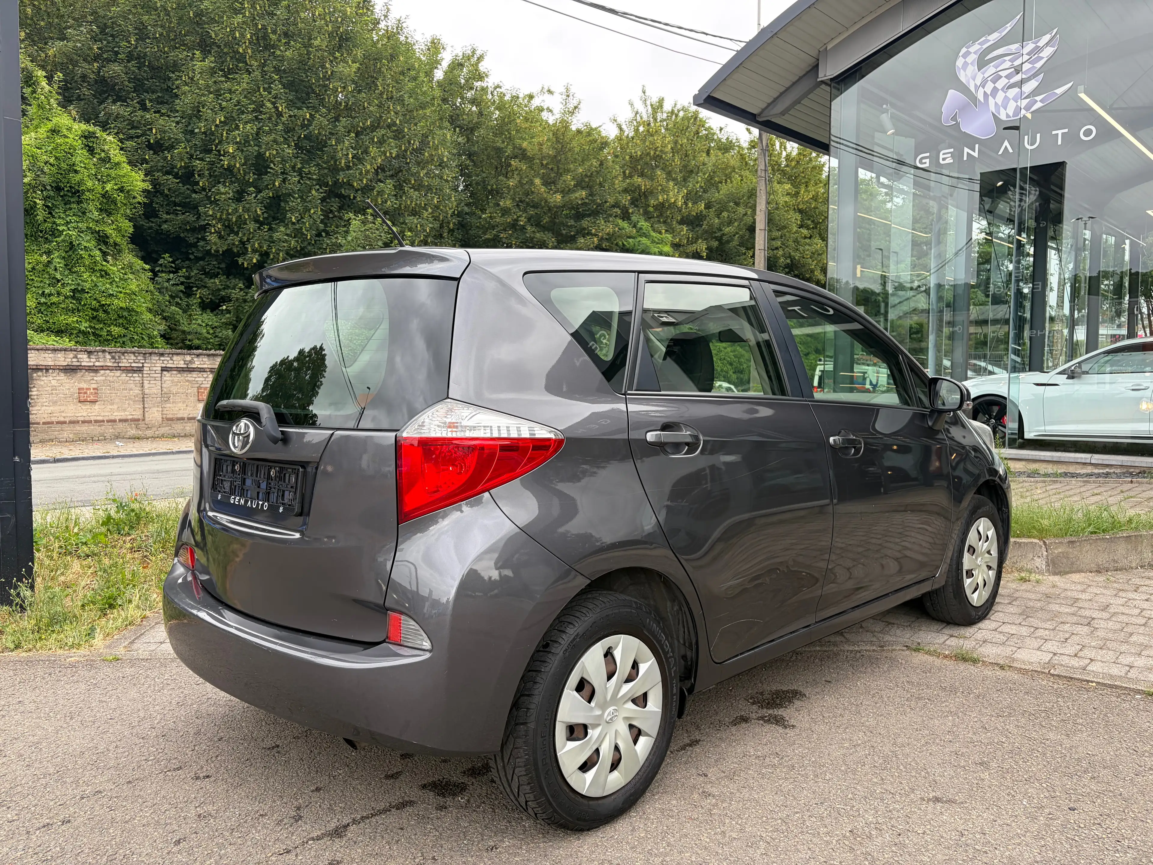 Toyota Verso-S 1.33 VVT-i Terra * 12 MOIS GARANTIE * — photo 7