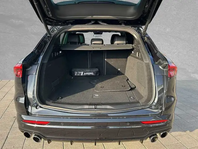 Maserati Grecale view 10