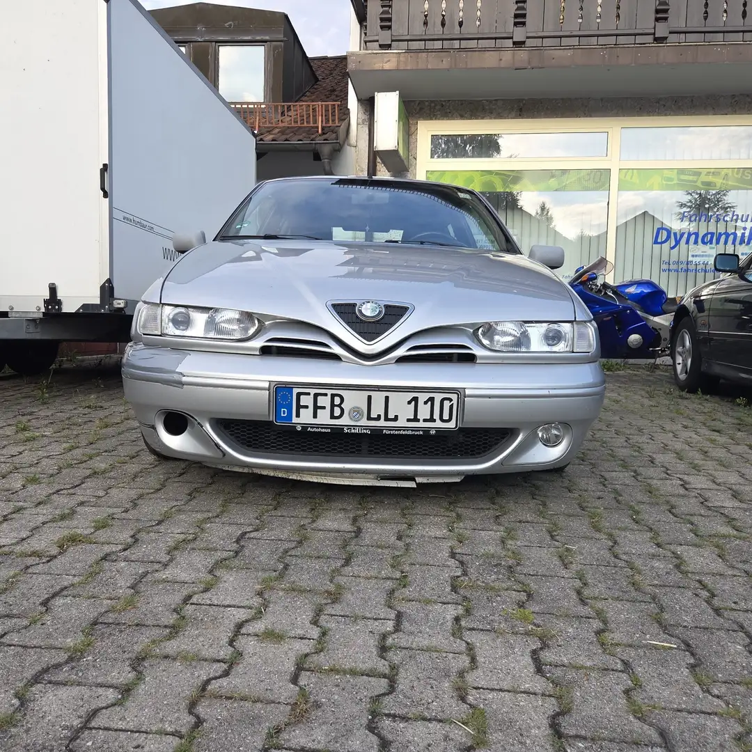 Alfa Romeo 145 1.4 Twin Spark - 1