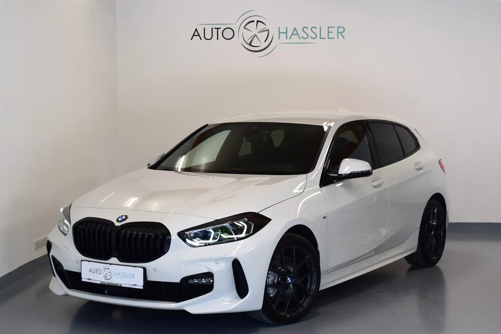 BMW 118 i M-Sport Weiß - 1