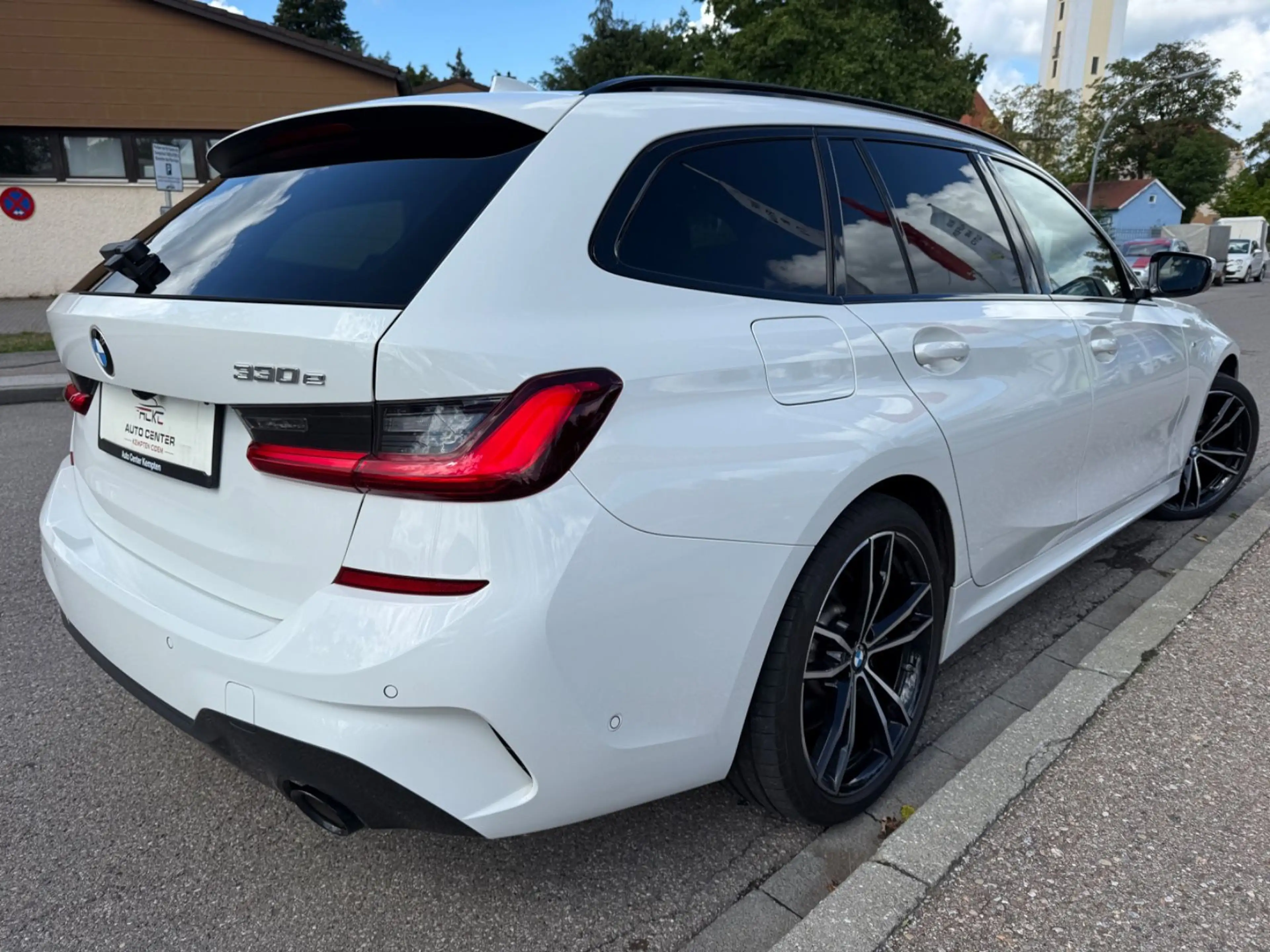 BMW 330 e Touring M Sport*Harman-Kardon*VIRTUAL*ACC — photo 7