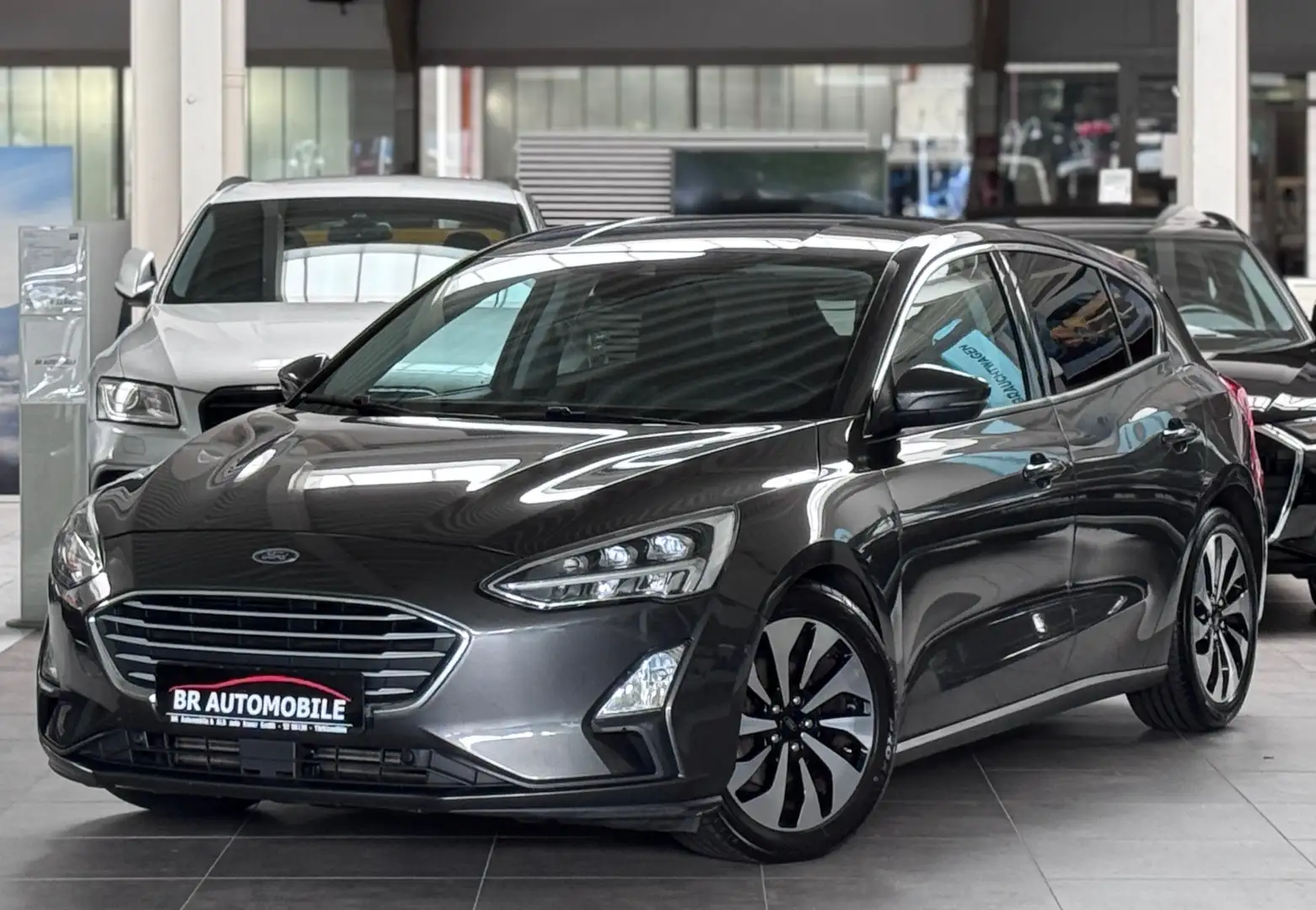 Ford Focus Cool*LED*Navi*Kamera*AHK*Tüv 10/26*SHZ*LHZ* Grau - 1