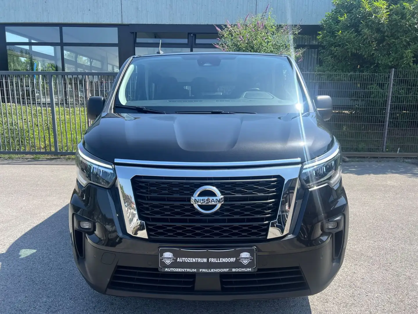 Nissan Primastar L2H1 N-Connecta AUTOMATIK/9SITZER/LED! Schwarz - 2