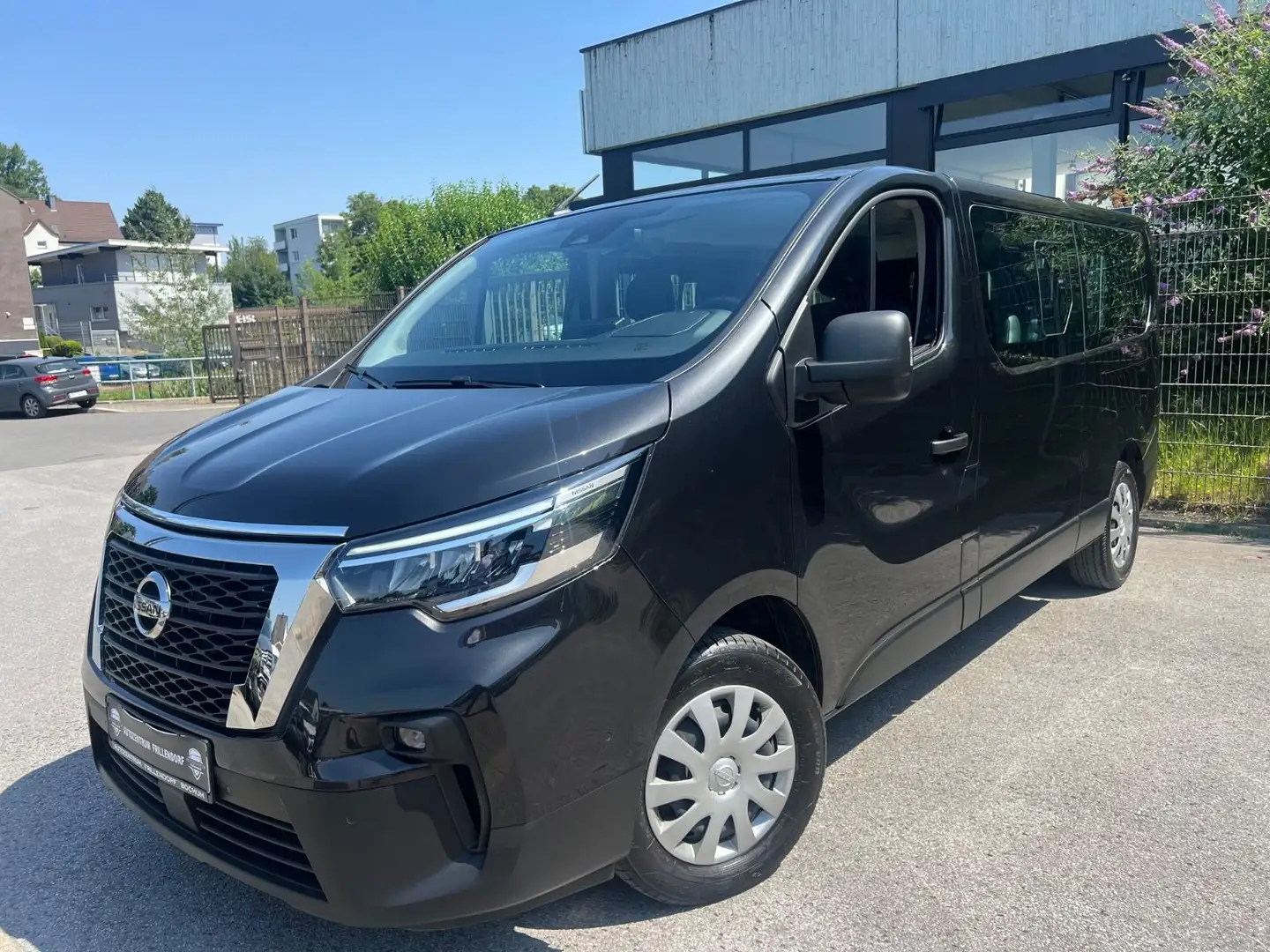 Nissan Primastar L2H1 N-Connecta AUTOMATIK/9SITZER/LED! Schwarz - 1