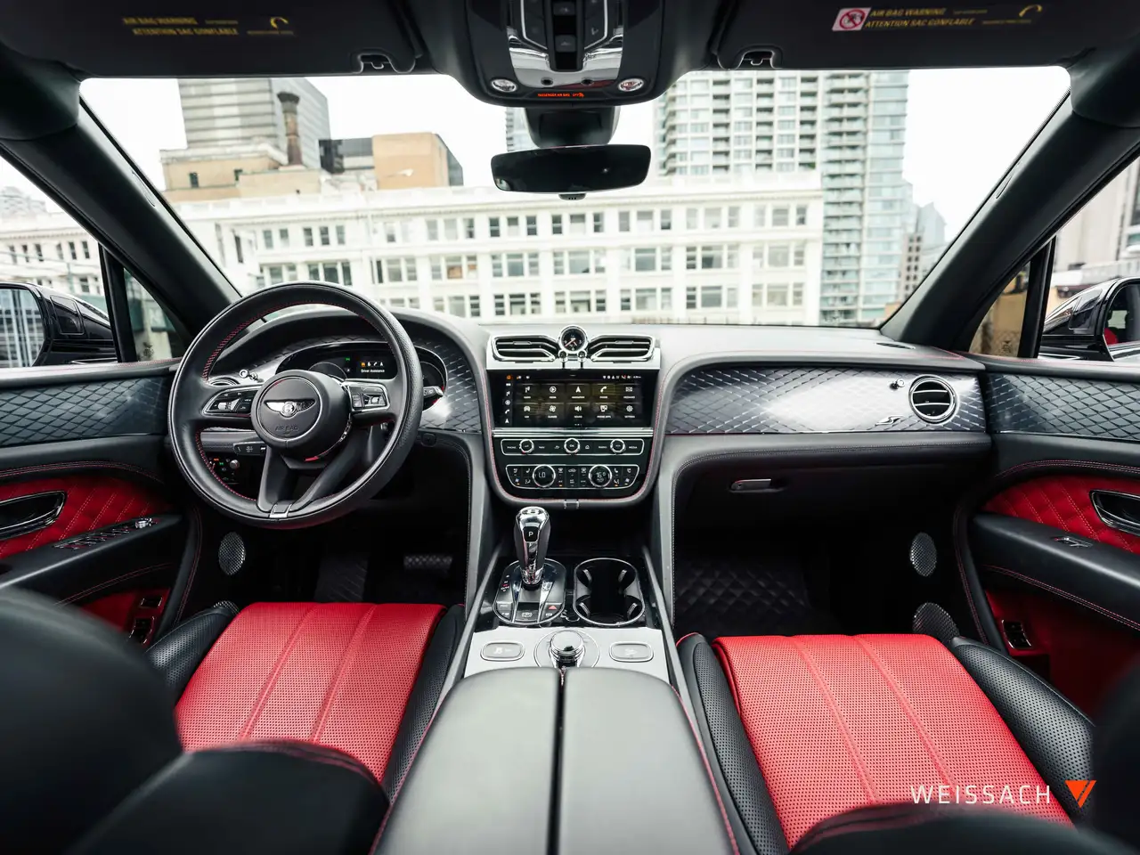 Bentley Bentayga снимка Bentley Bentayga