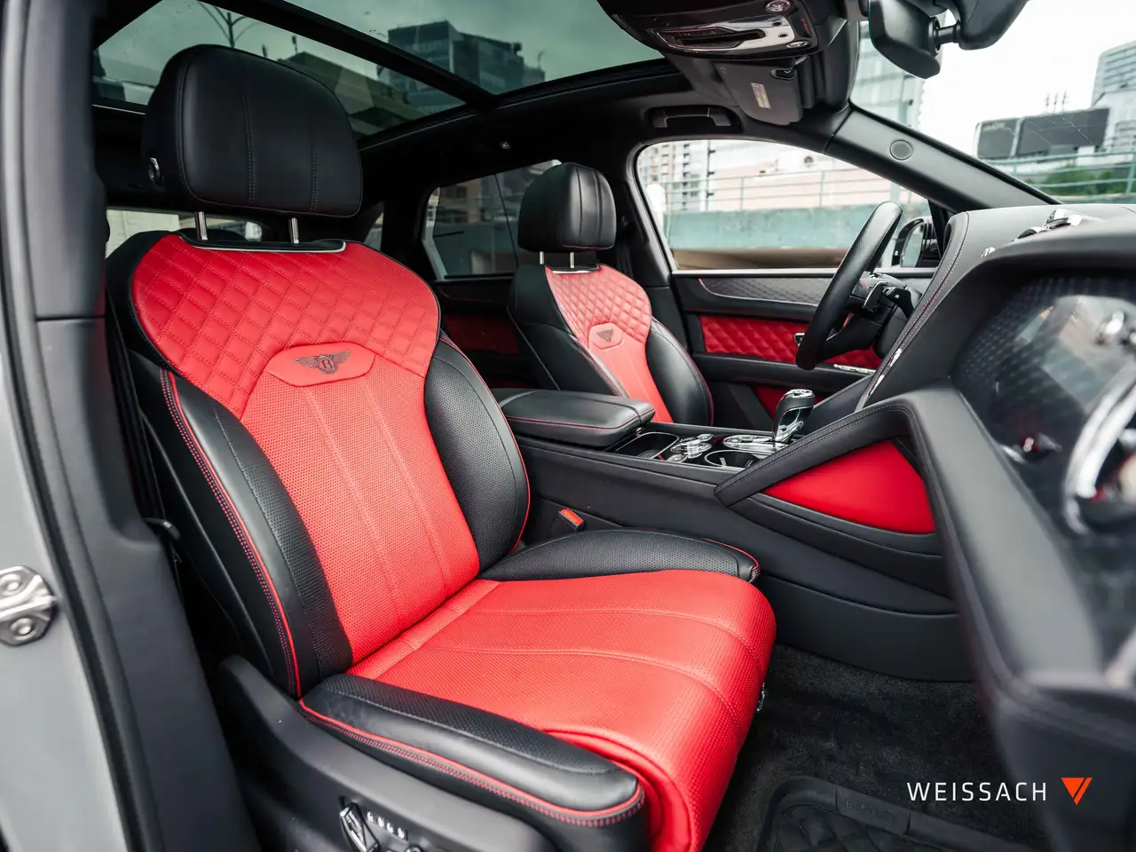 Bentley Bentayga снимка Bentley Bentayga
