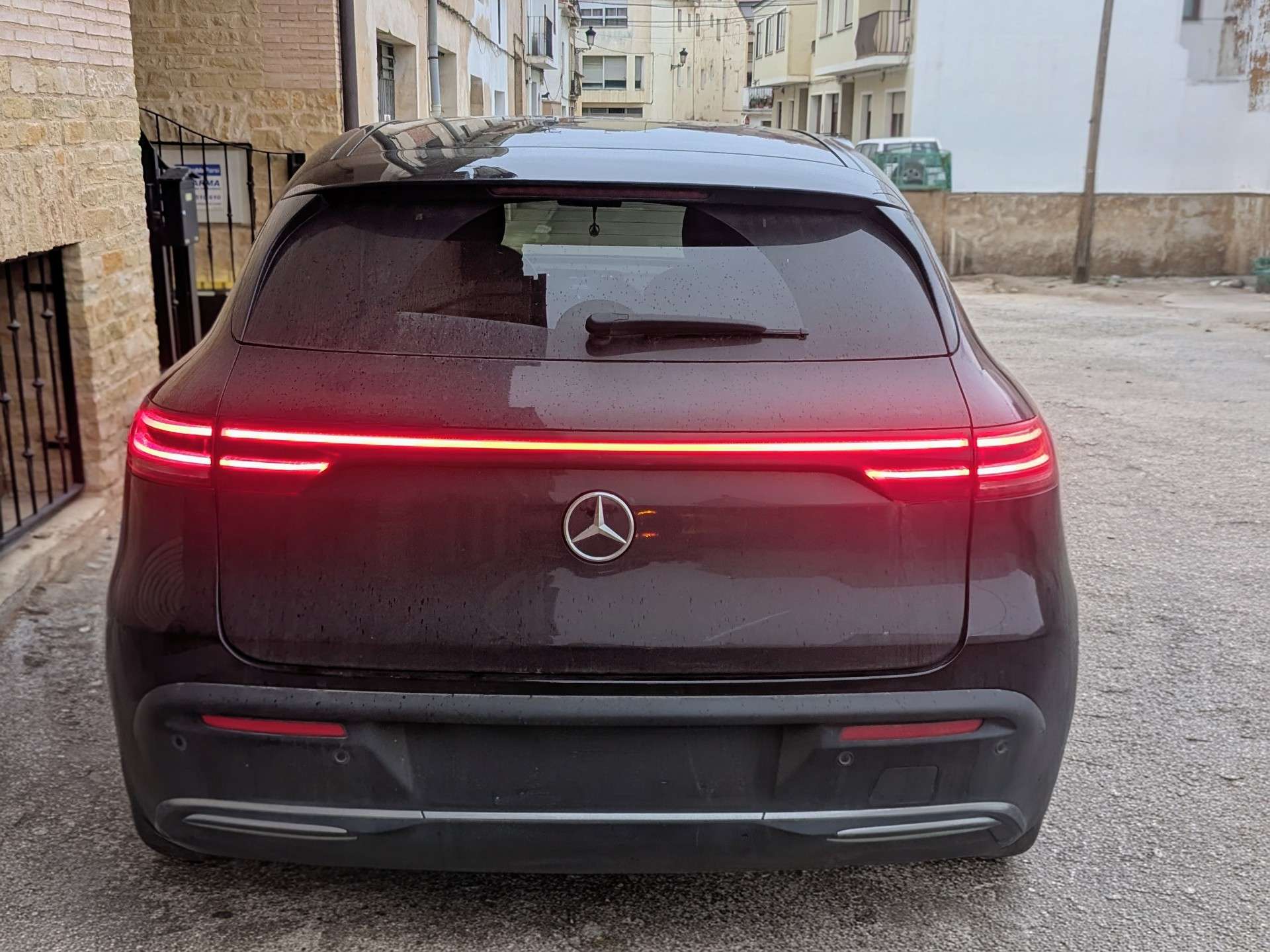 Mercedes-Benz EQC 400 4MATIC - foto 1