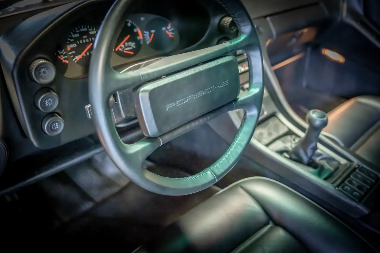 Porsche 928 S, foto 11