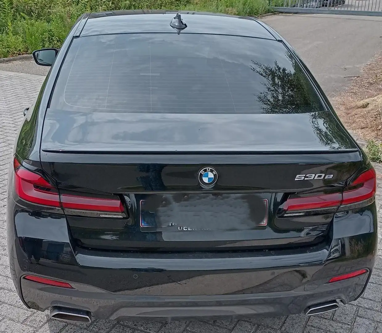 BMW 530 530e Aut. M Sport Edition Zwart - 2