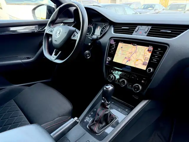 Skoda Octavia view 12