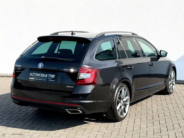 Skoda Octavia view 5