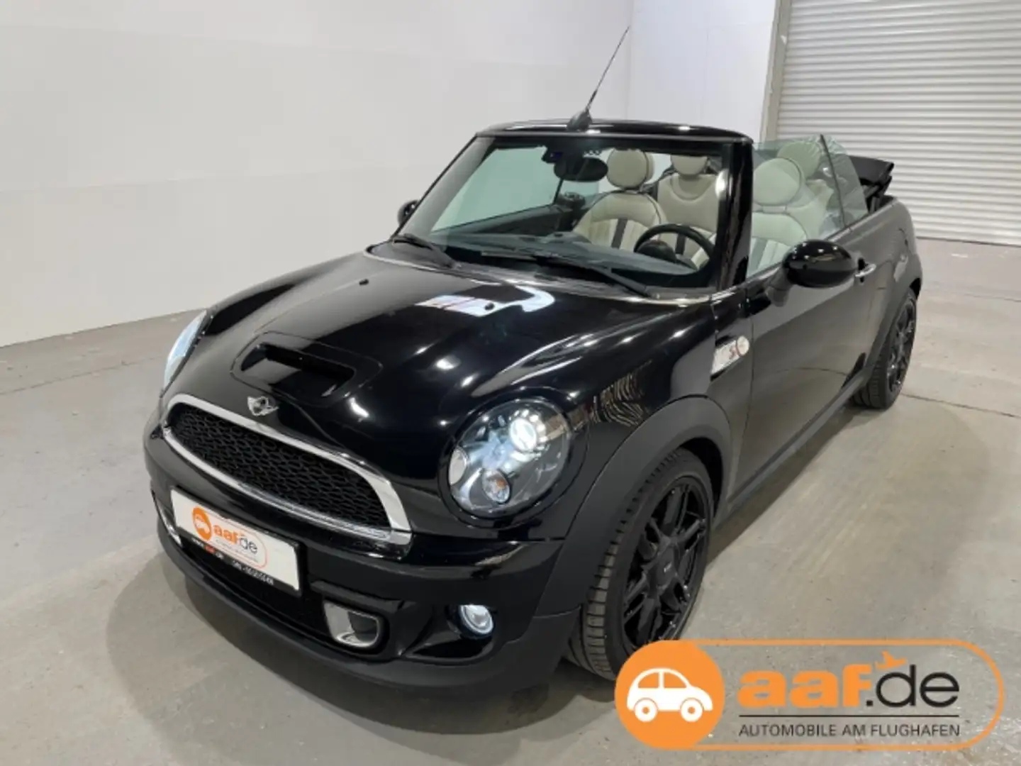 MINI Cooper S Cabrio Automatik Leder Klima Navi Xenon Tempomat PDC Schwarz - 1
