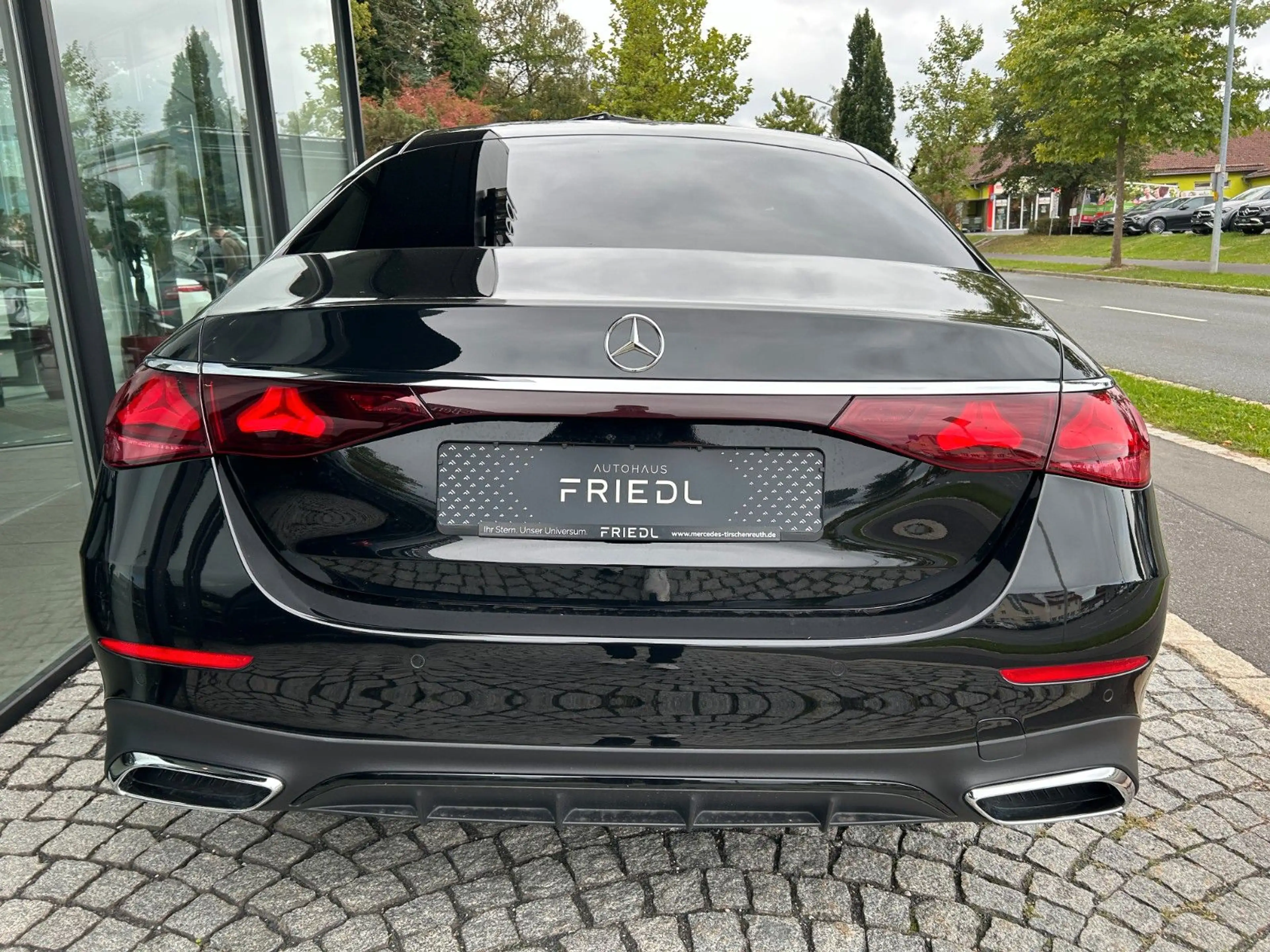 Mercedes-Benz E 220 d AMG , NIGHT, KEYLESS,LED, KAMERA — photo 8