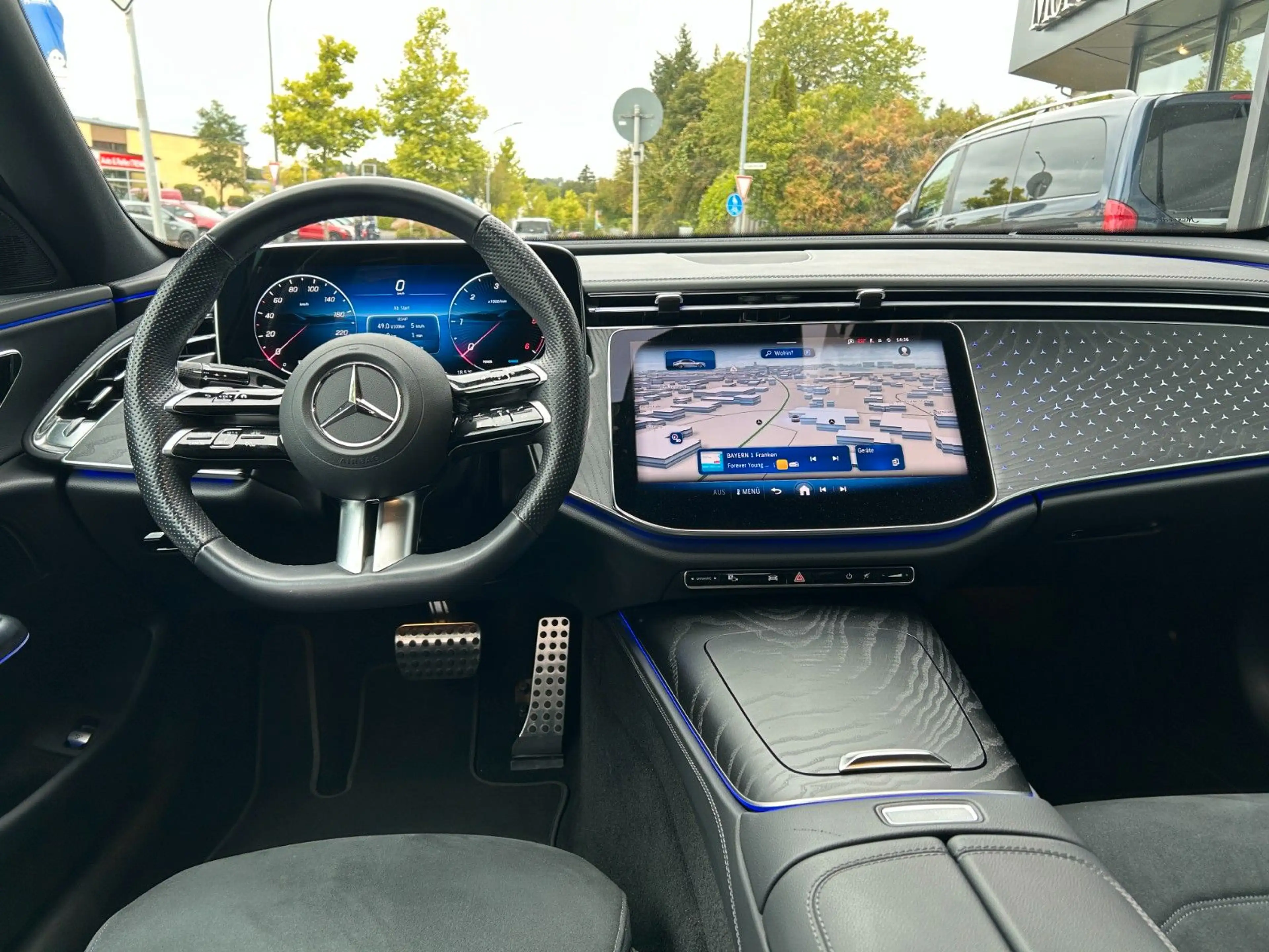 Mercedes-Benz E 220 d AMG , NIGHT, KEYLESS,LED, KAMERA — photo 11