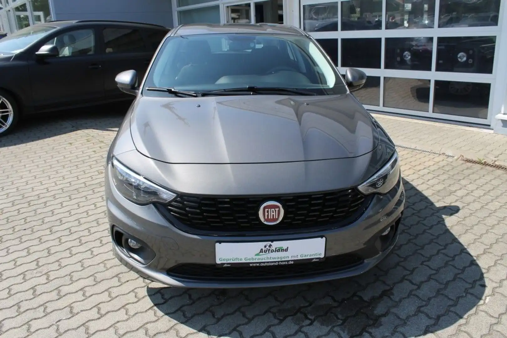 Fiat Tipo 1.4 16V Street*Klima*ZV/FB*USB*PDC - 2