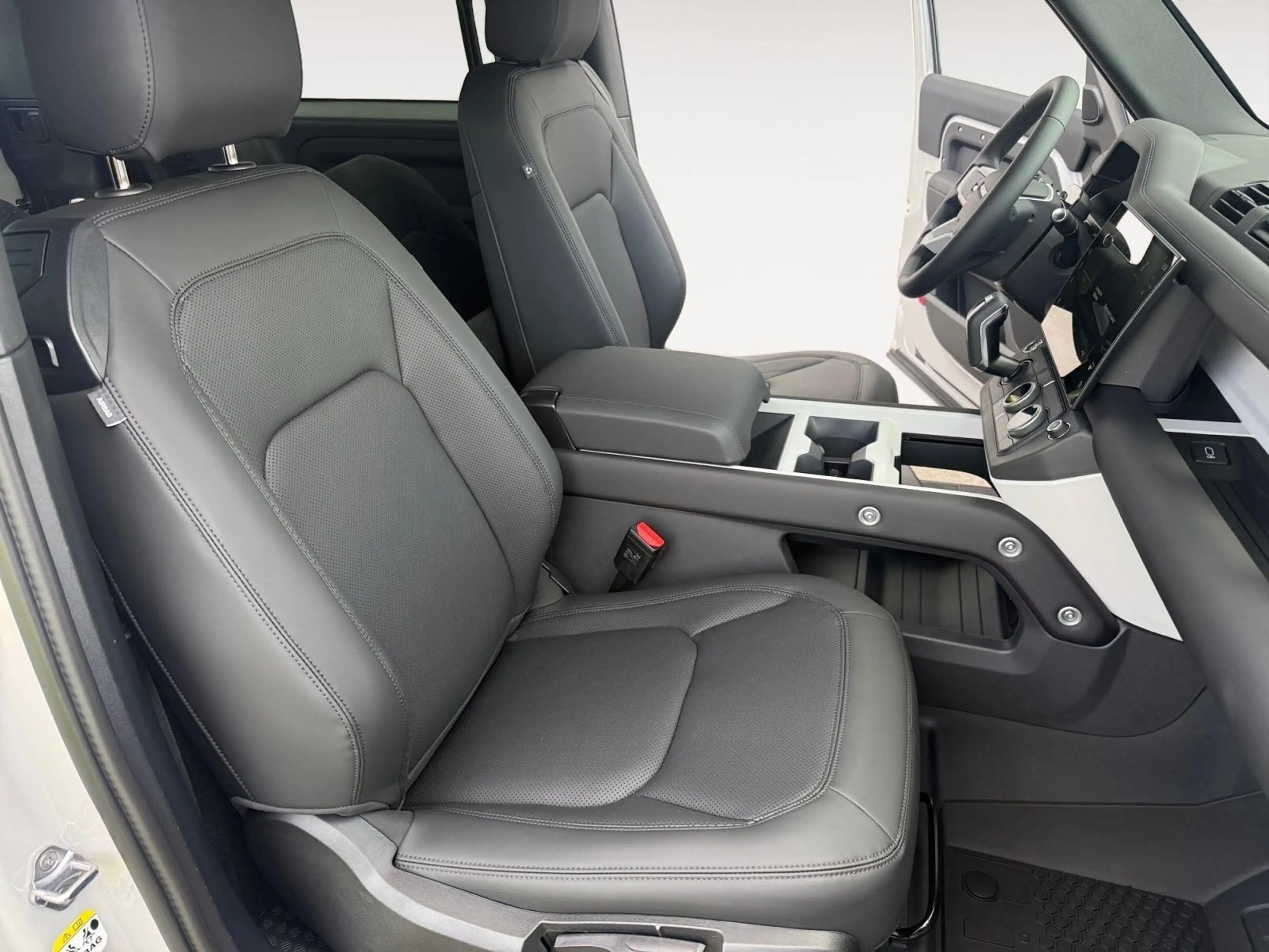 Land Rover Defender 90 D200 utilitaire — photo 10