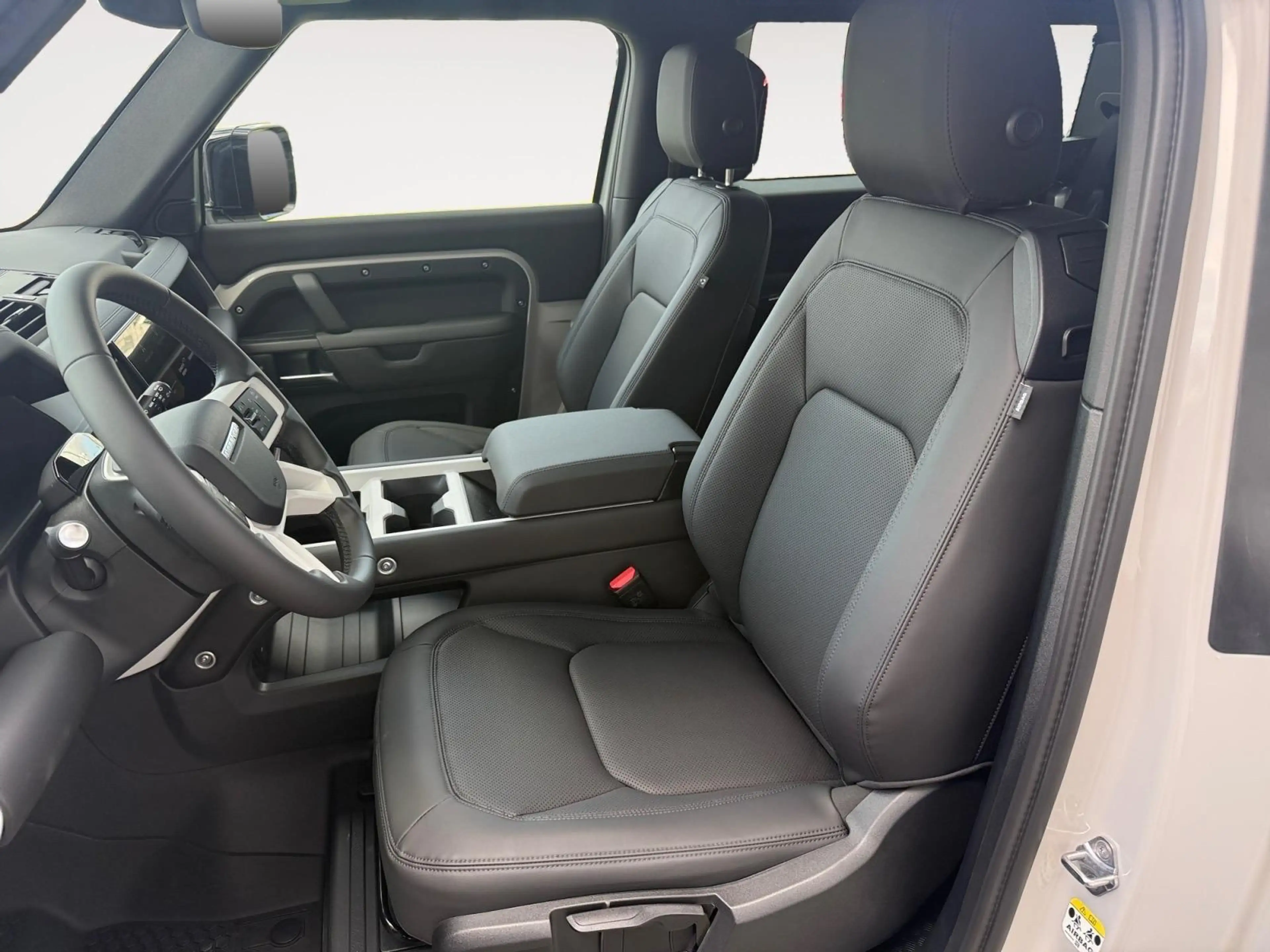 Land Rover Defender 90 D200 utilitaire — photo 11