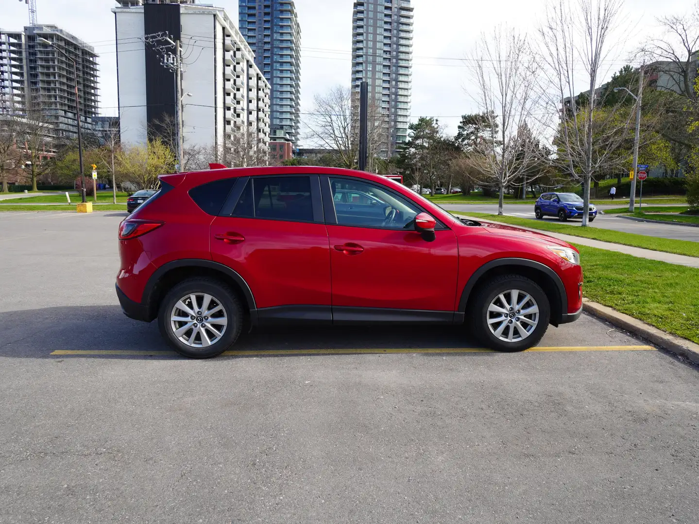 Red Mazda Cx5