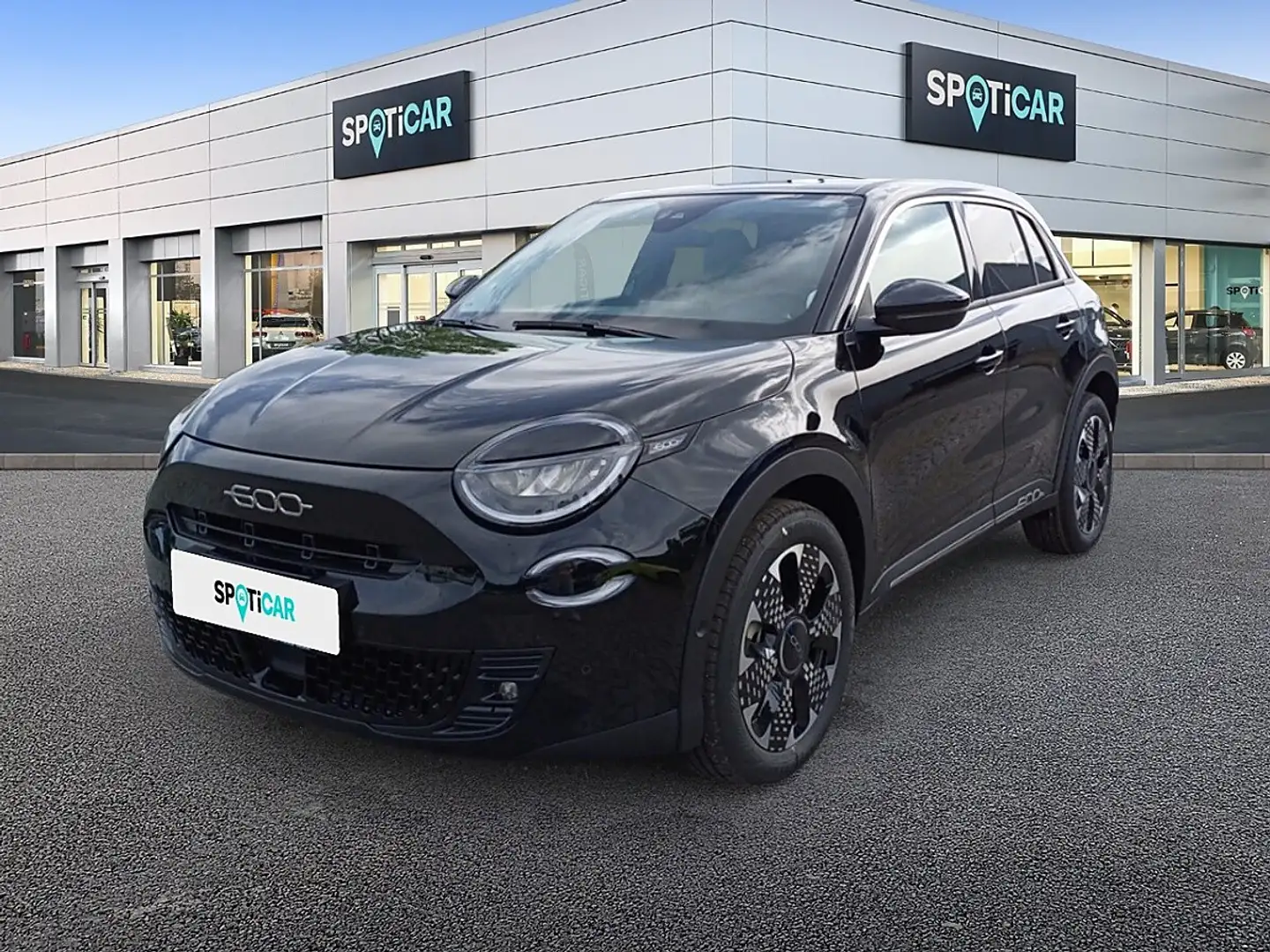 Fiat 600 Hybrid mHEV 110 6-Gang eDCT La Prima Schwarz - 1
