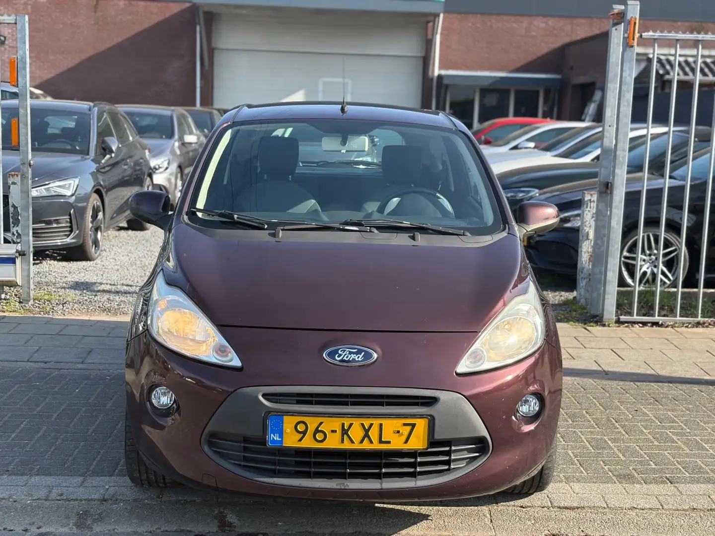 Ford Ka/Ka+ 1.2 Titanium | Airco | Elek.Ramen | NWE D-Riem | Brun - 2