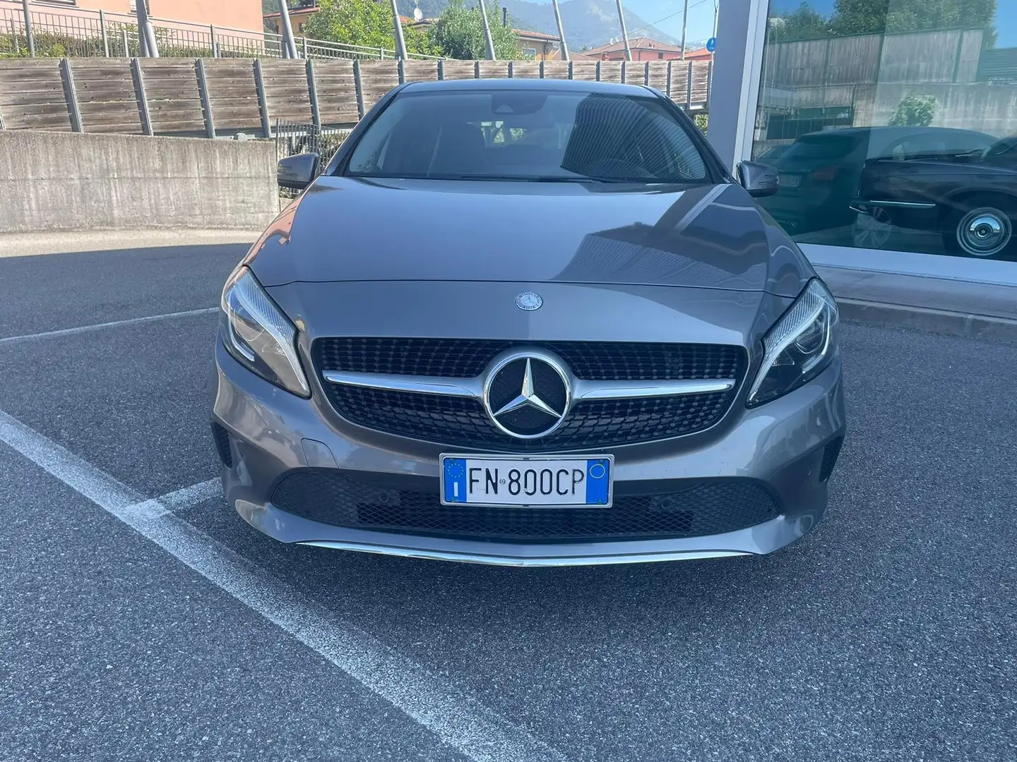 Mercedes-Benz A 200 Sport Automatic 136Cv Grigio - 2