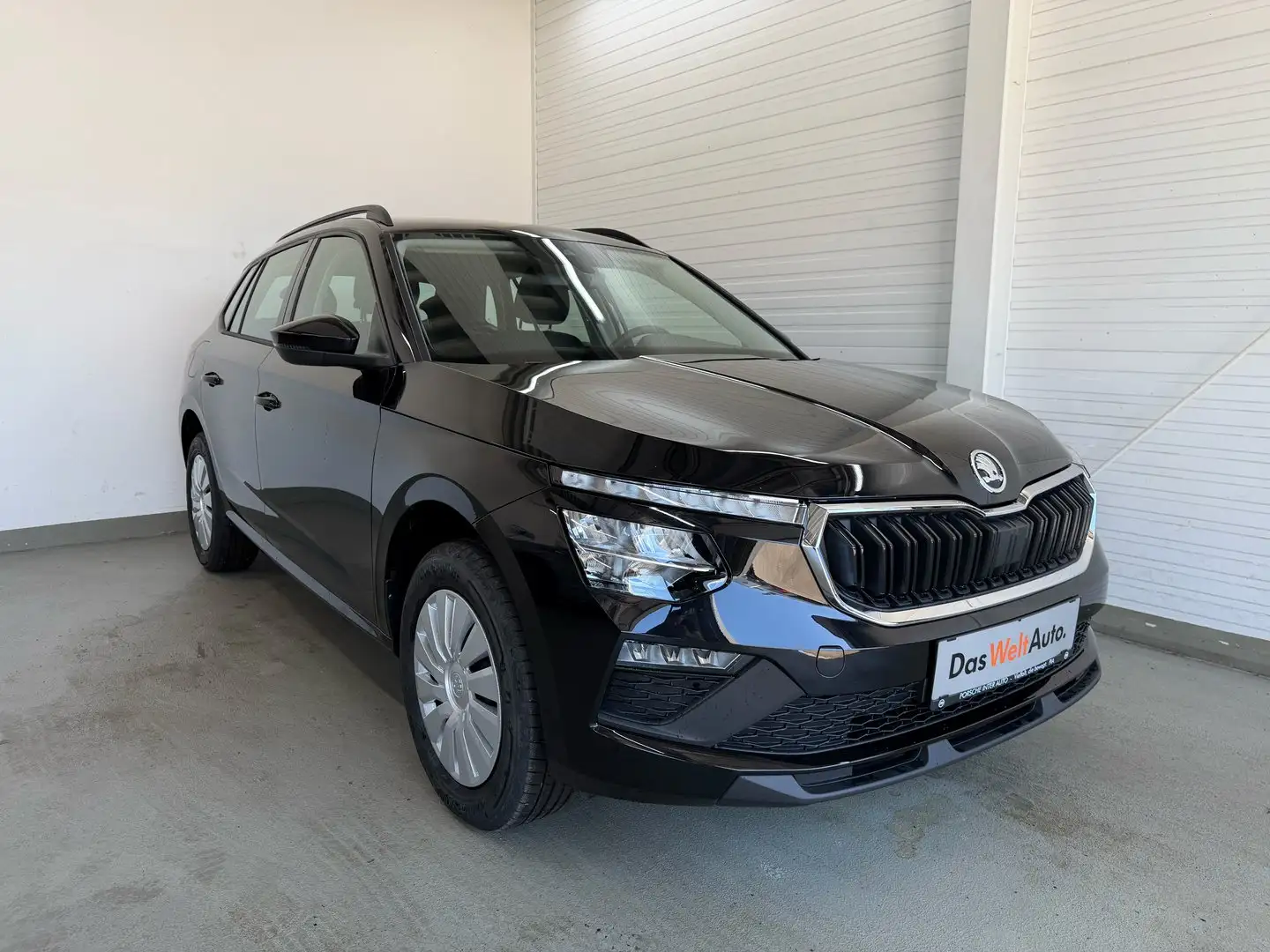 Skoda Kamiq Essence TSI Schwarz - 1