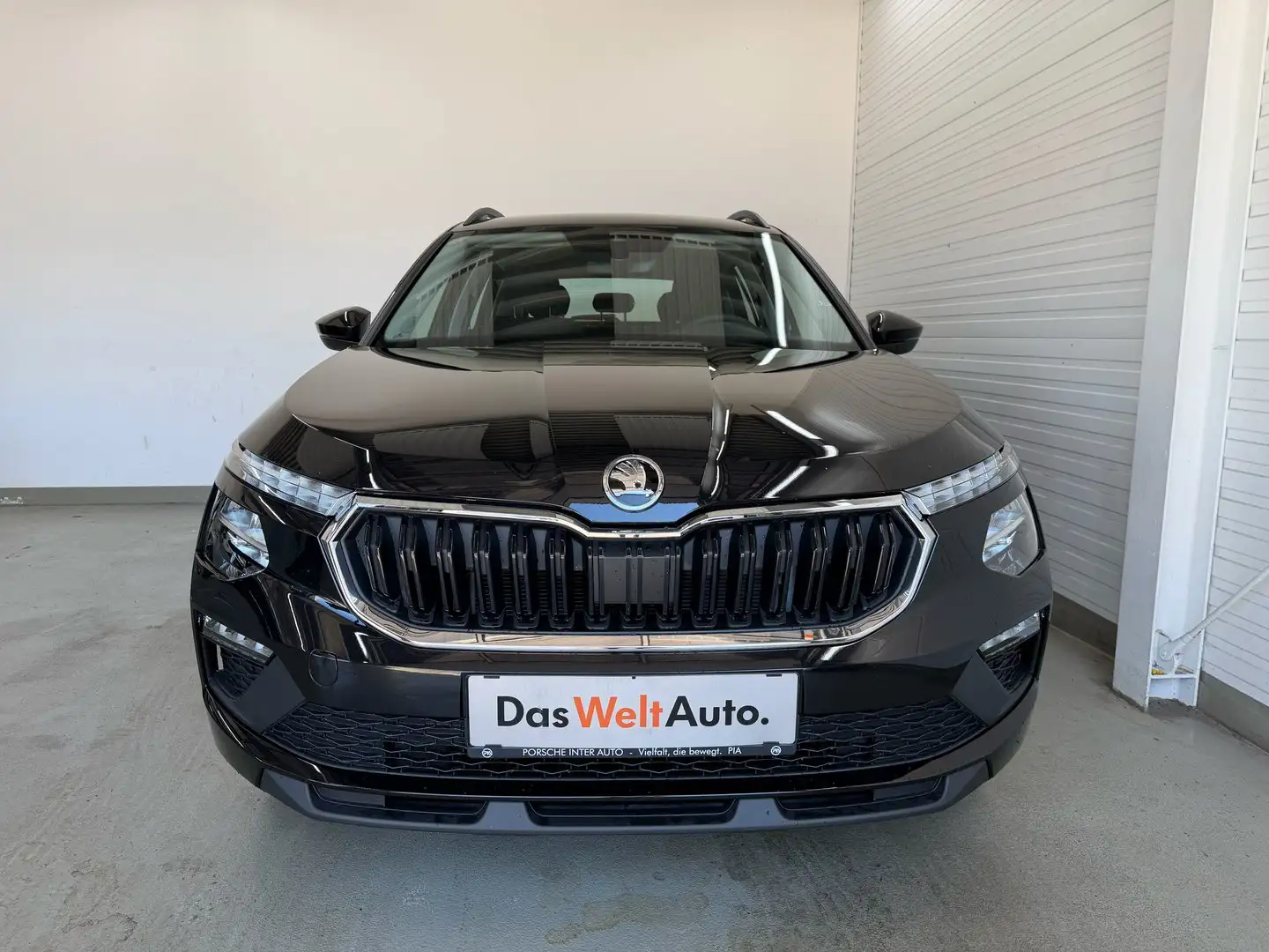 Skoda Kamiq Essence TSI Schwarz - 2