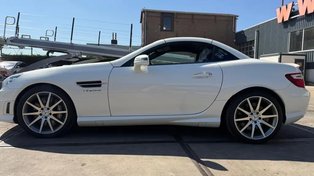 Mercedes-Benz SLK 55 AMG 2012 из Европы — купить под ключ