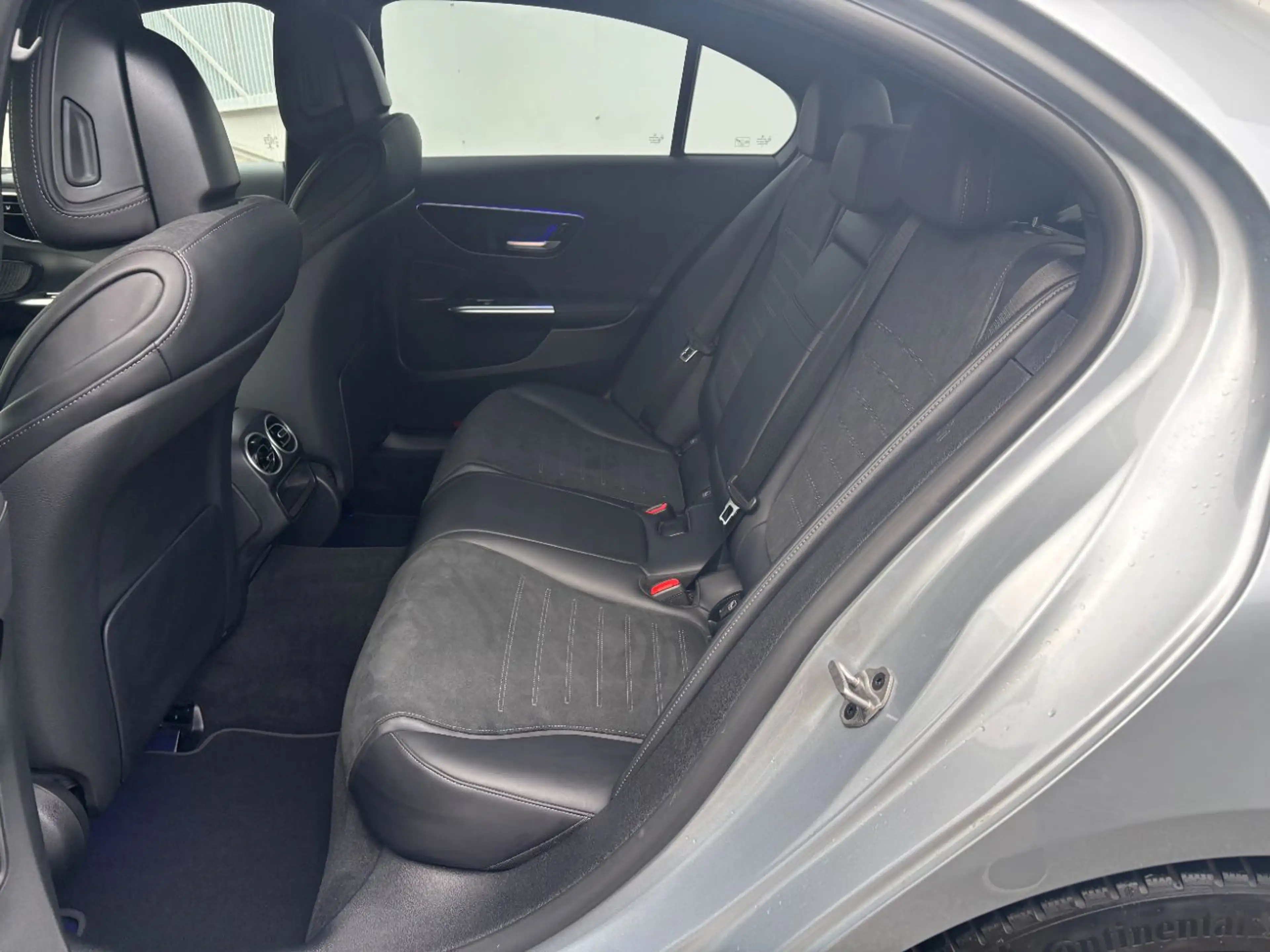 Mercedes-Benz C 220 d AMG Line RKam Klima Shz Ambi AMG Leder — photo 9
