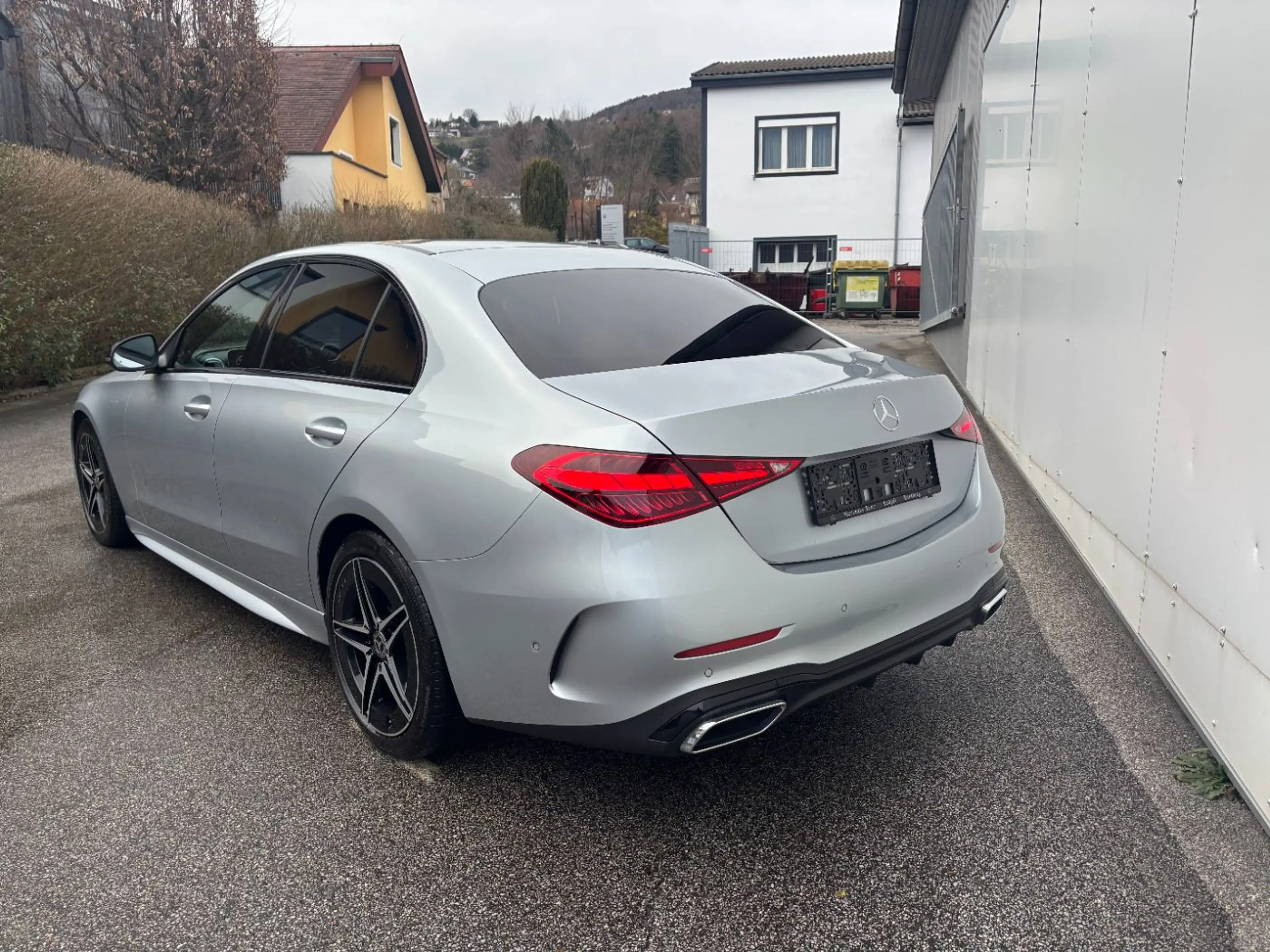 Mercedes-Benz C 220 d AMG Line RKam Klima Shz Ambi AMG Leder — photo 5