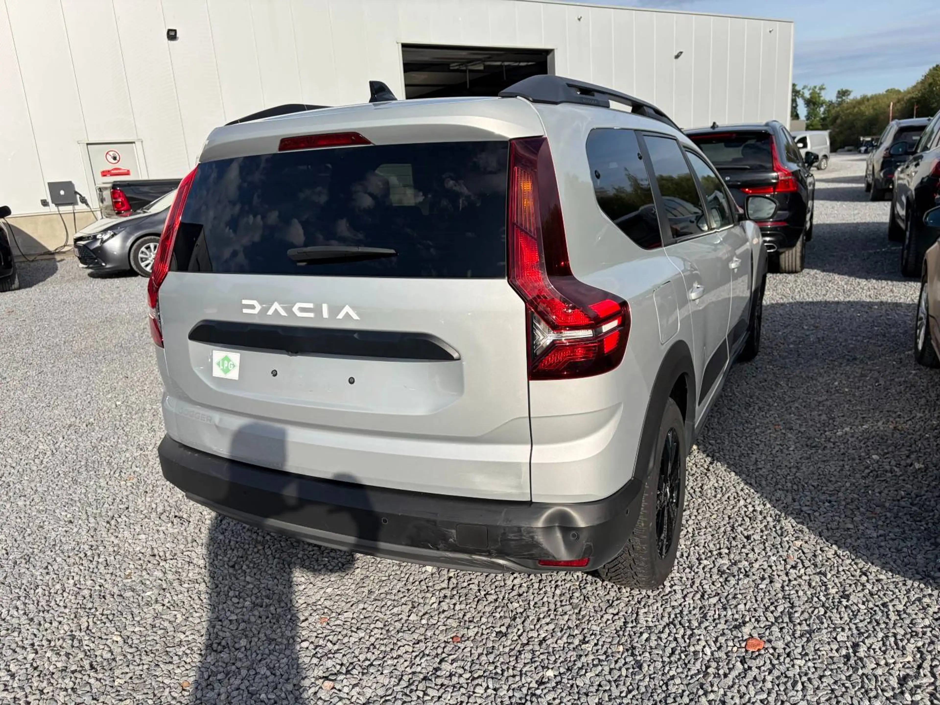 Dacia Jogger 1.0 Eco-G LPG / 7pl. /€10.735 netto / Navi / Camera / ... — photo 2
