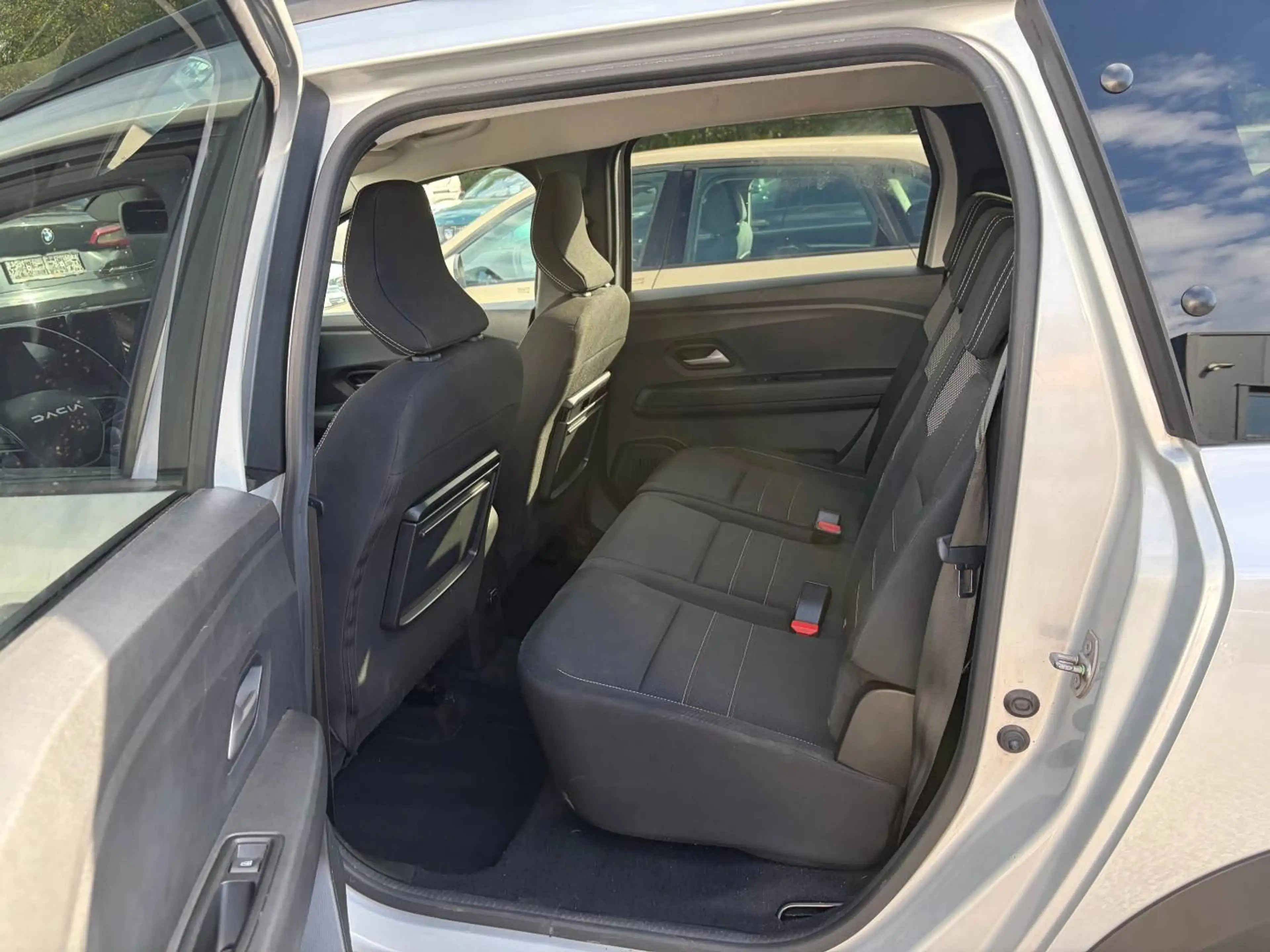 Dacia Jogger 1.0 Eco-G LPG / 7pl. /€10.735 netto / Navi / Camera / ... — photo 10