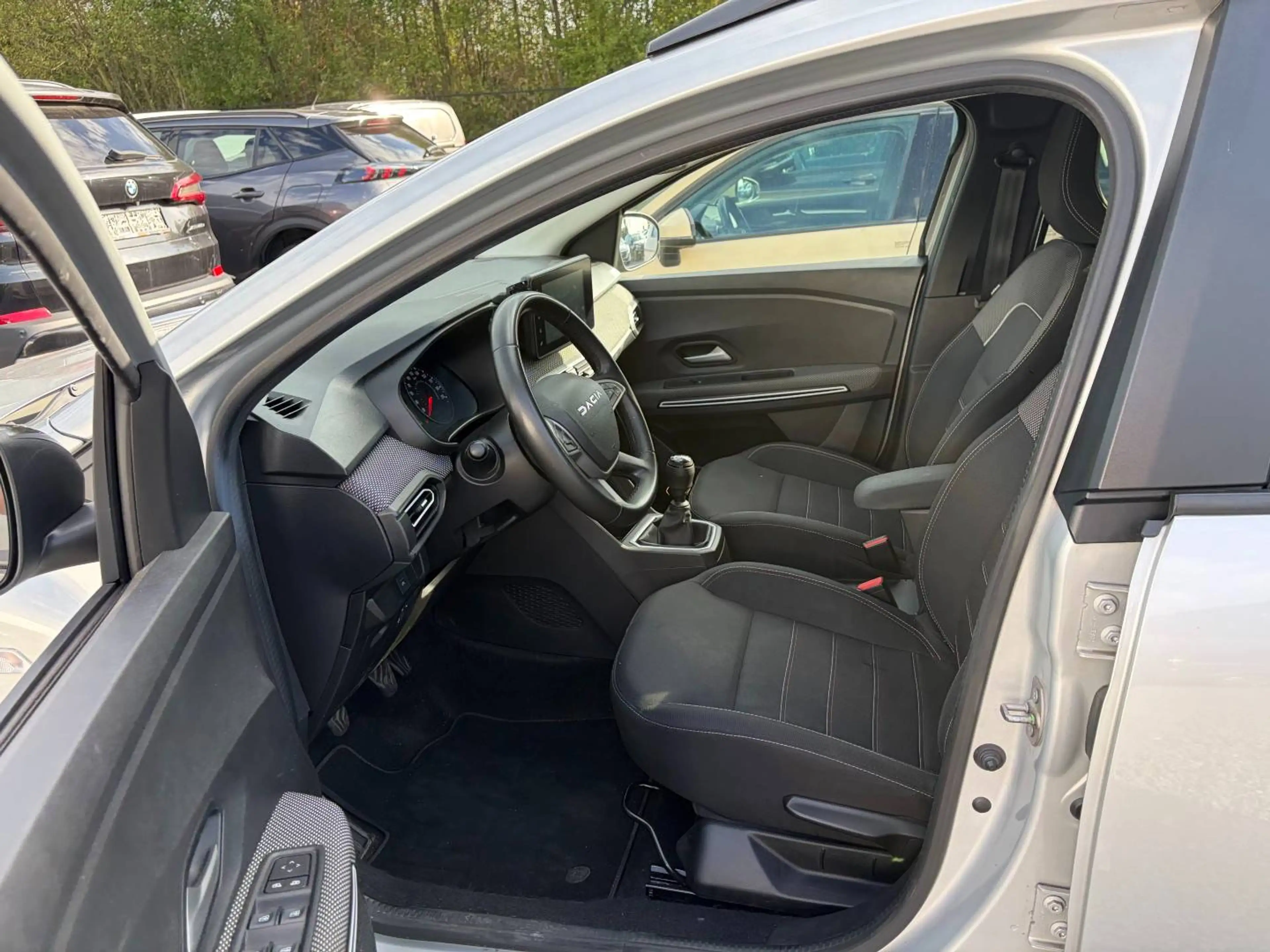 Dacia Jogger 1.0 Eco-G LPG / 7pl. /€10.735 netto / Navi / Camera / ... — photo 12