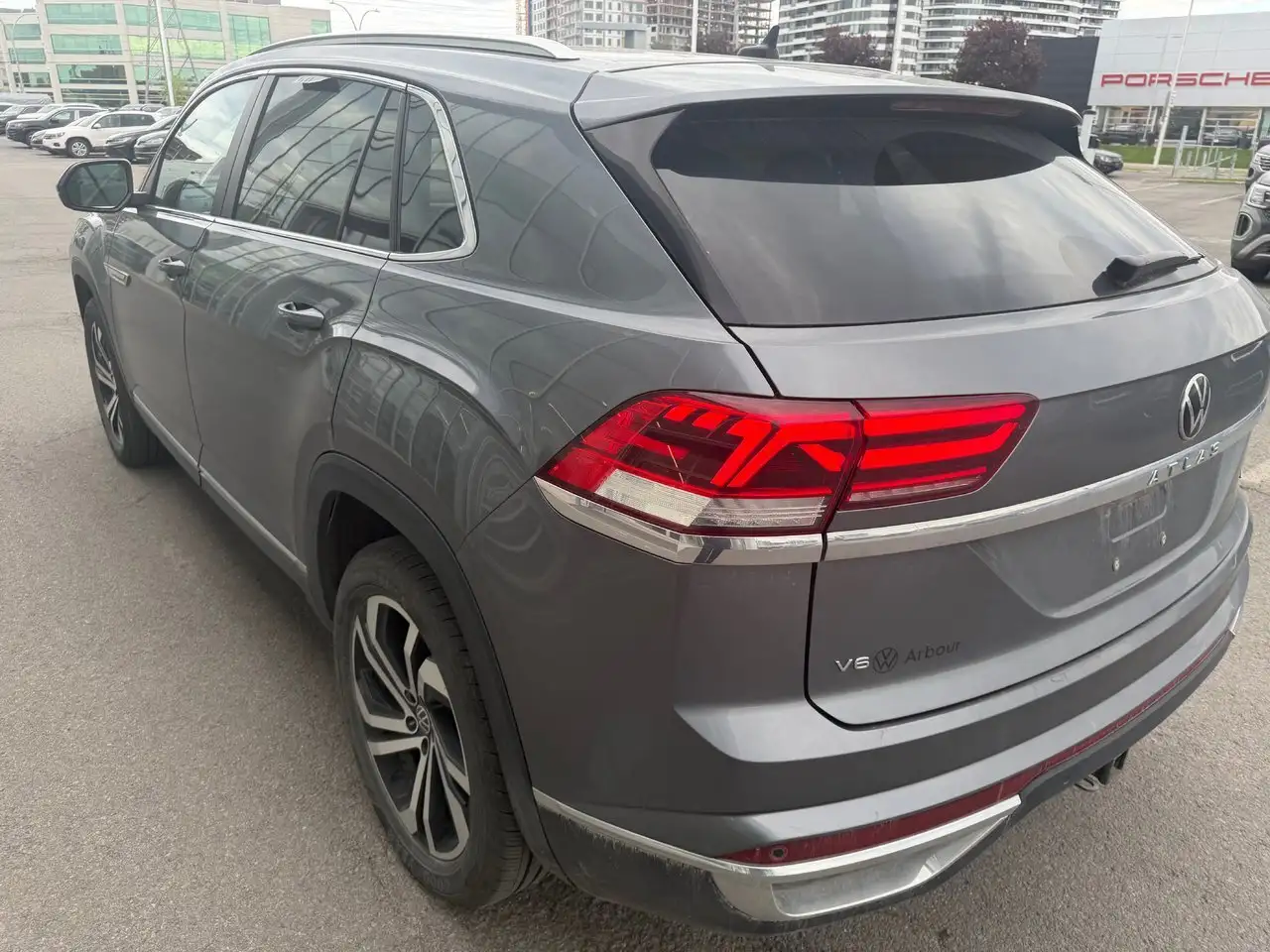 Volkswagen Atlas снимка Volkswagen Atlas