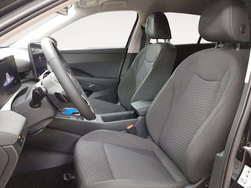 Volkswagen T-Roc 1.5eTSI 85 kW Life *Navi*AHK*LED*Sitzh* — photo 7