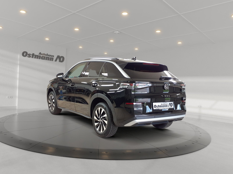 Volkswagen T-Roc 1.5eTSI 85 kW Life *Navi*AHK*LED*Sitzh* — photo 3