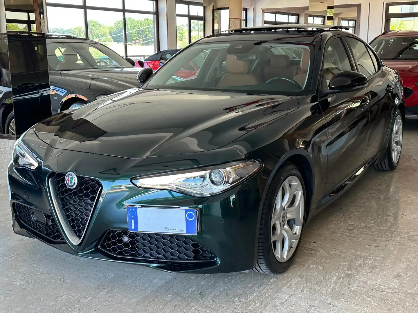 Alfa Romeo Giulia 2.2 TURBODIESEL 190 cv. AT8 EXECUTIVE (Tetto) Verde - 2