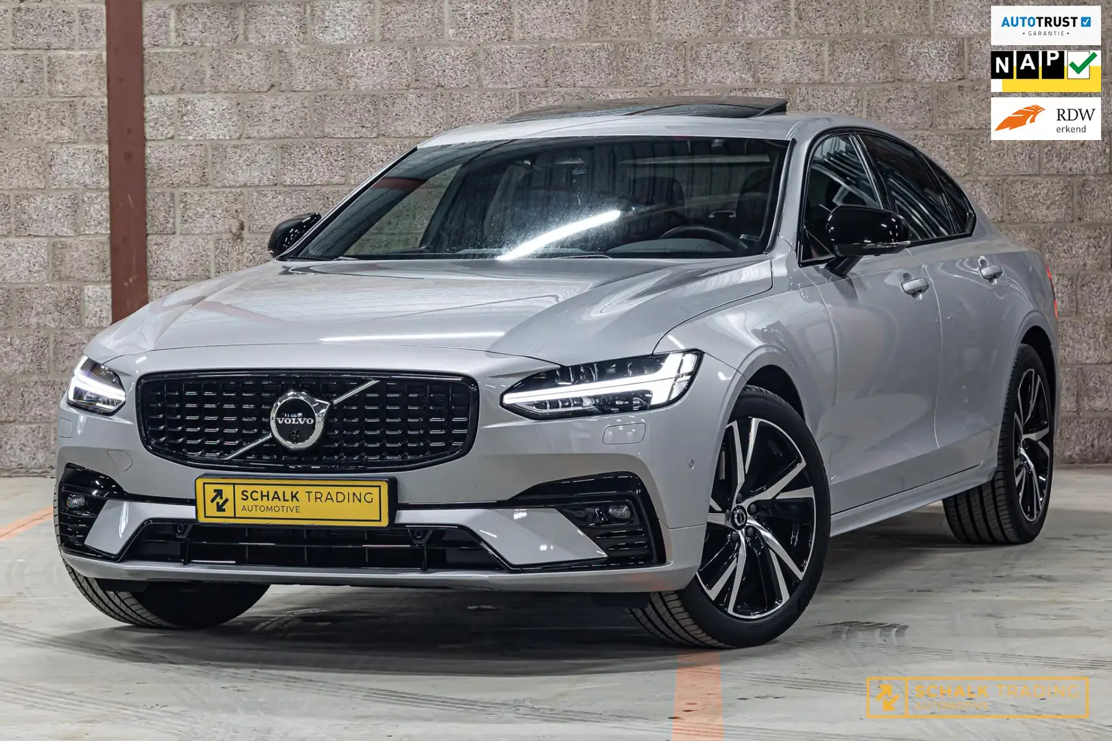 Volvo S90 2.0 B5 Ultimate Bright|NAP|Trek|B&W|360Cam|Acc|HUD Grijs - 1